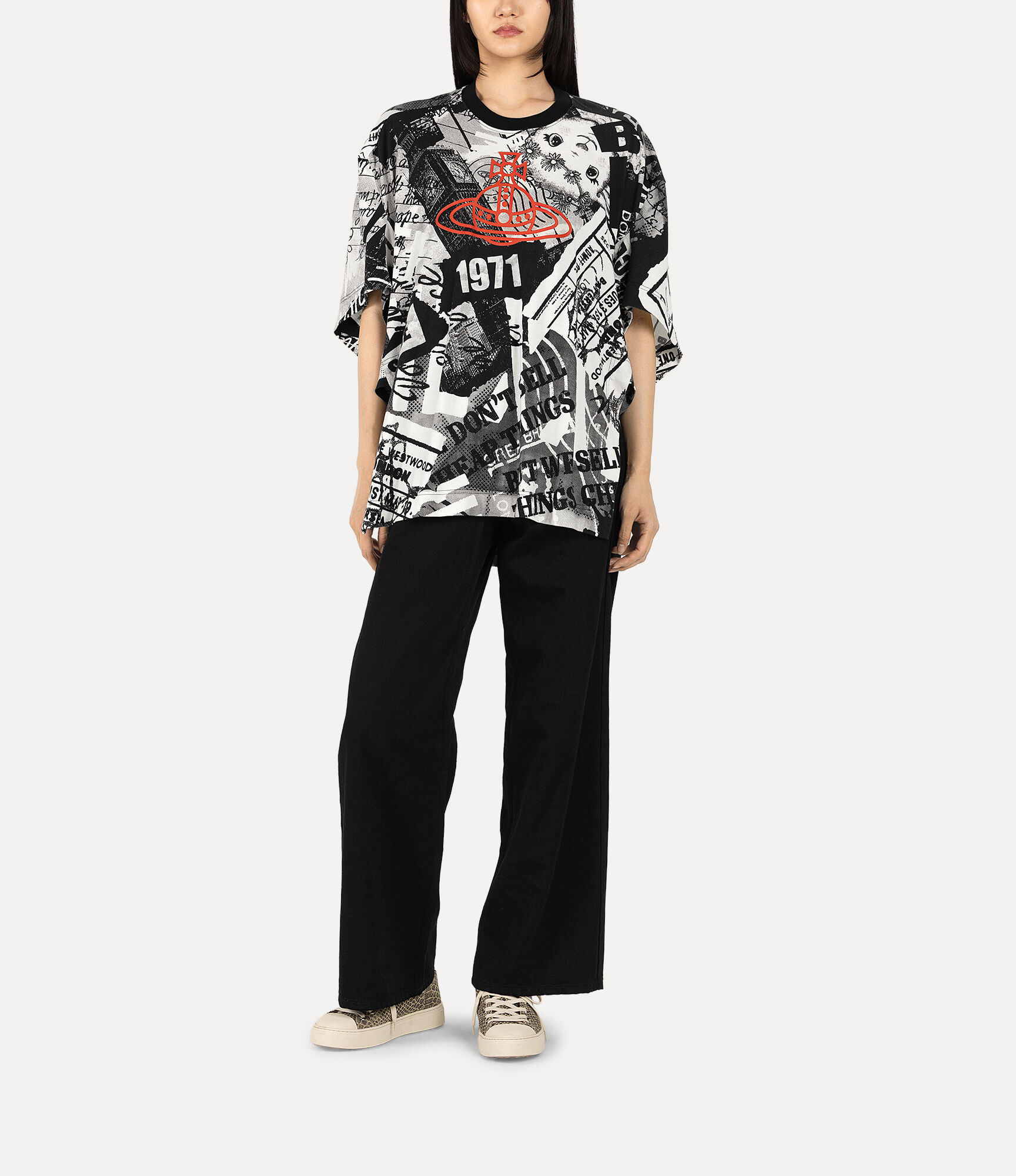 Tabloid Pillow T-shirt  large image number 2