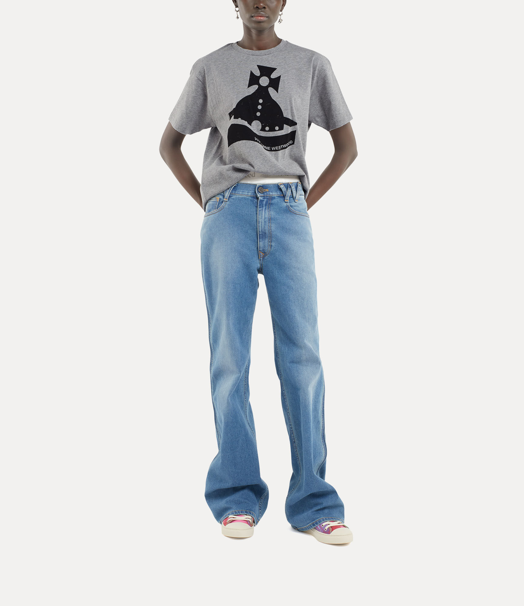 Classic T-Shirt   large image number 3