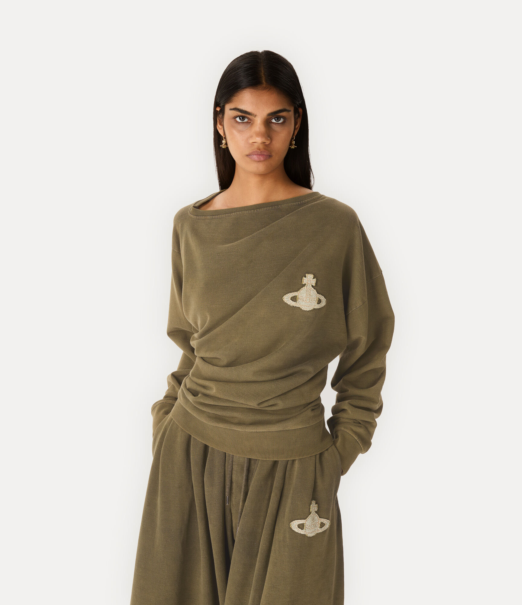 Long Sleeve Hebo Sweatshirt  large image number 4