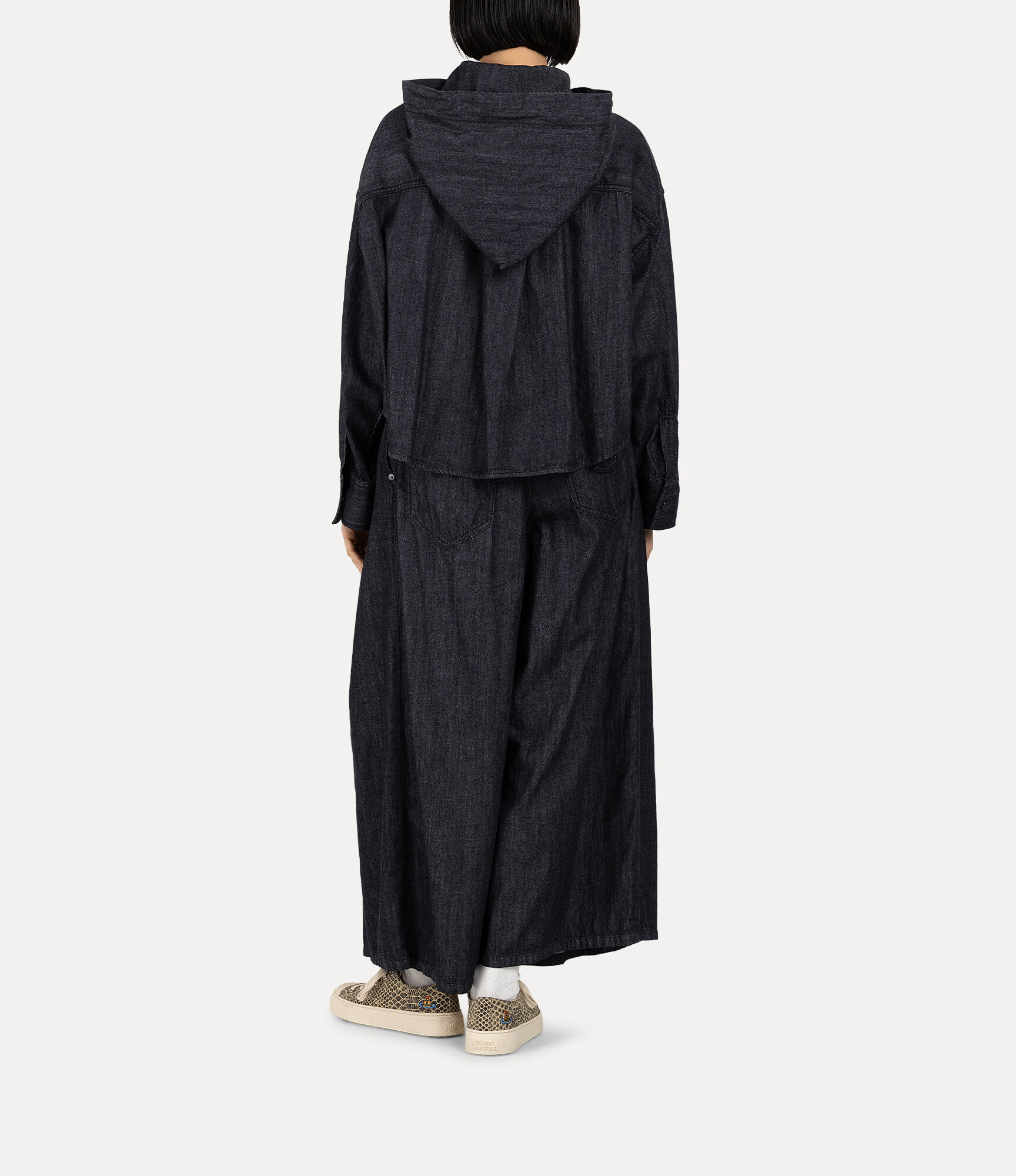 新品タグ付き　Vivienne Westwood フーディー Light Denim Cropped Hoodie in BLACK | Vivienne Westwood®