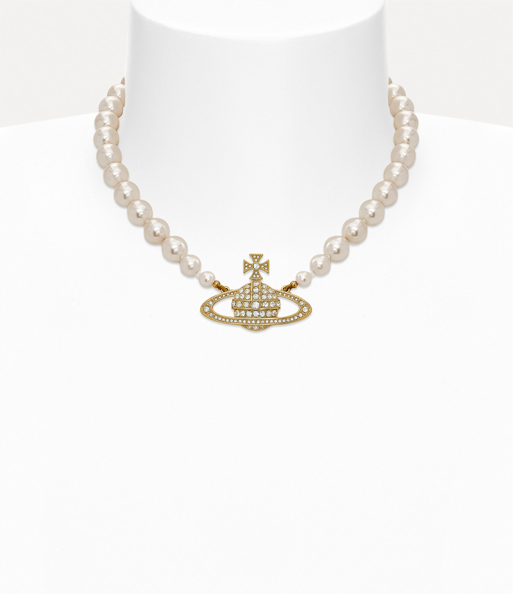 One Row Bas Relief Pearl Choker