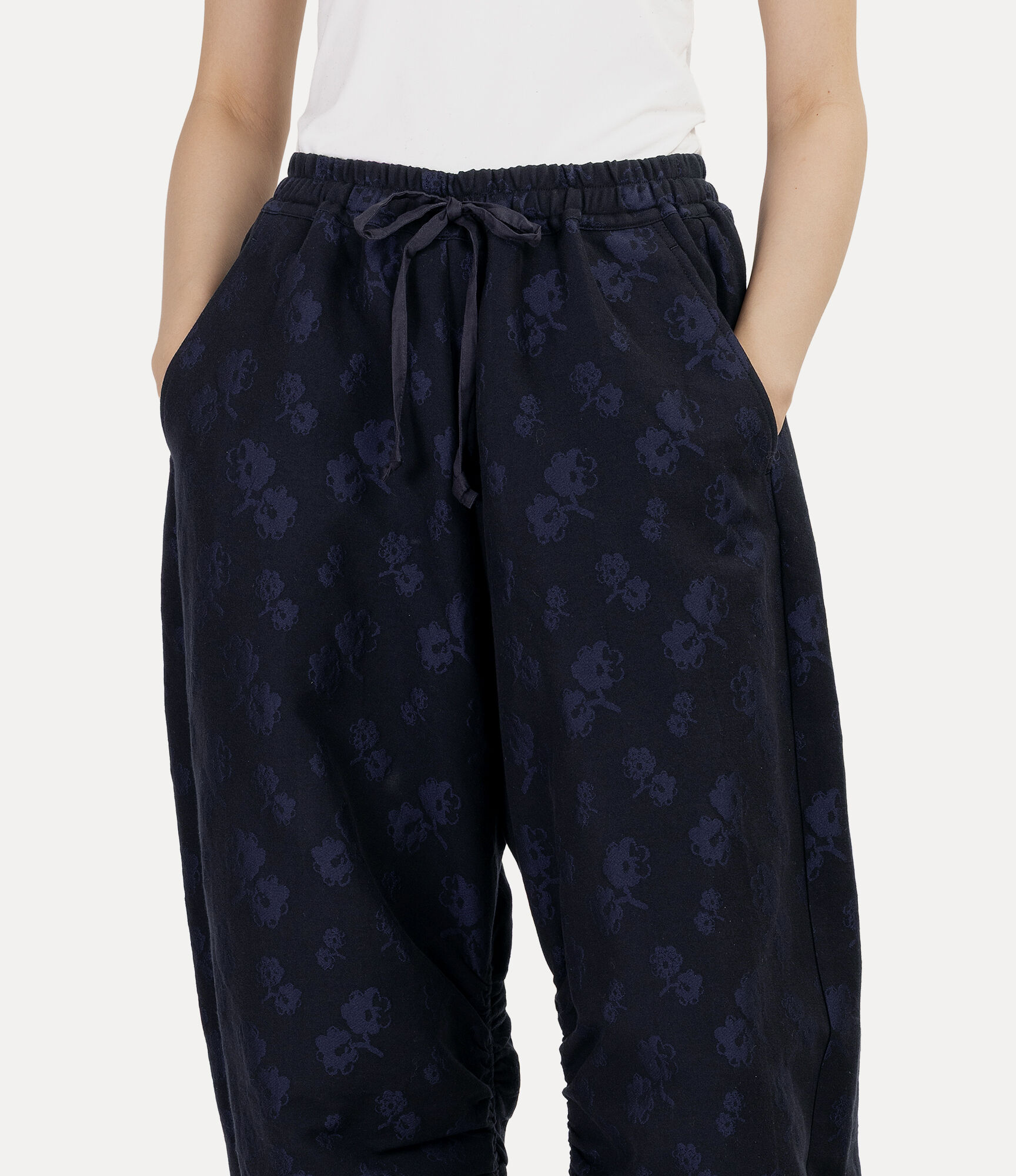 Flower Jacquard Pants  large image number 4