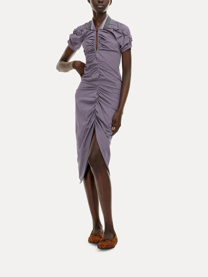 Pulling Dress