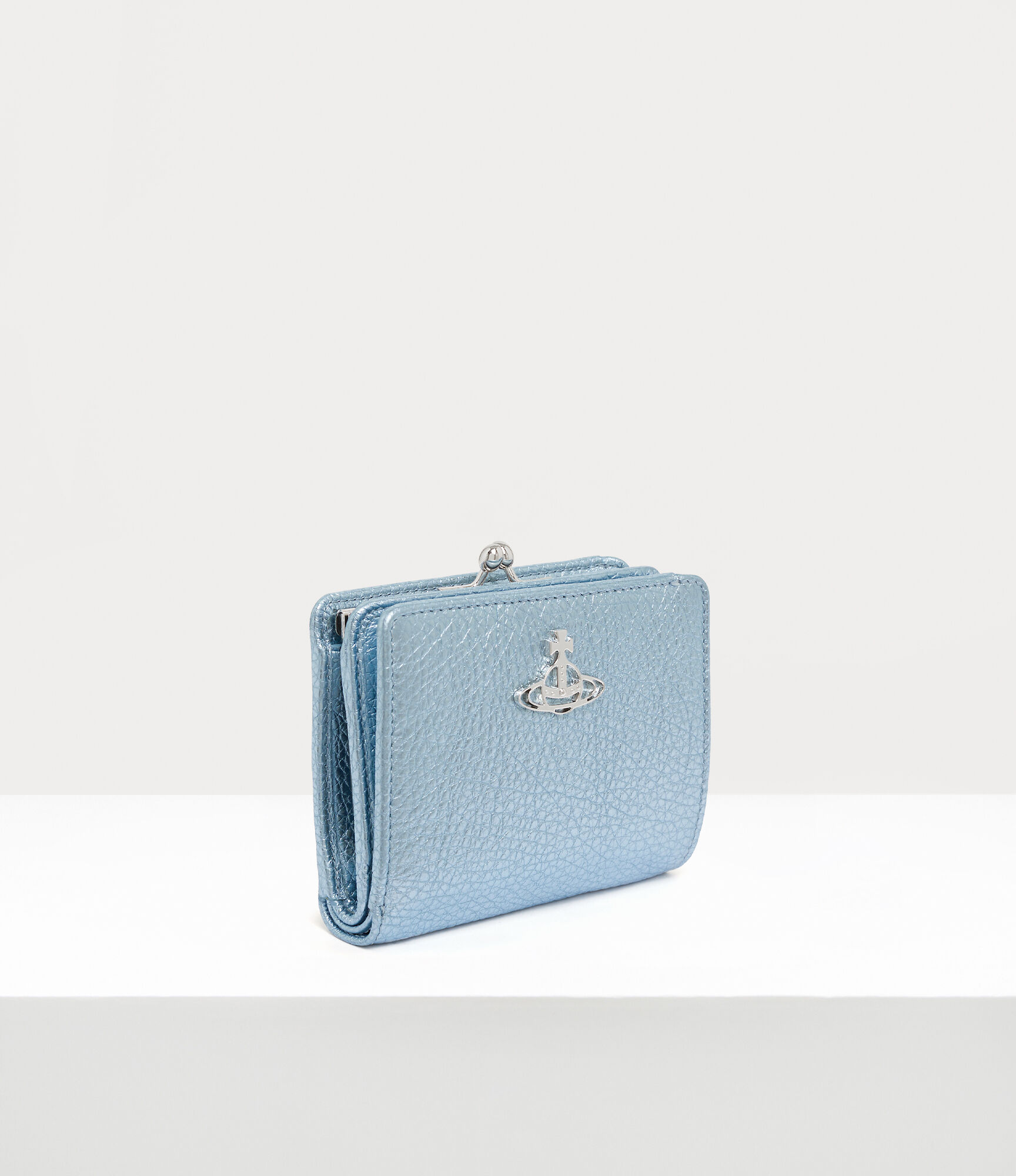 Grain Leather Wallet Frame Pocket in lightbluesilverhw Vivienne