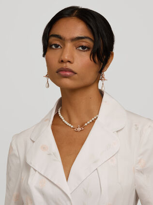 Mini Bas Relief Pearl Choker