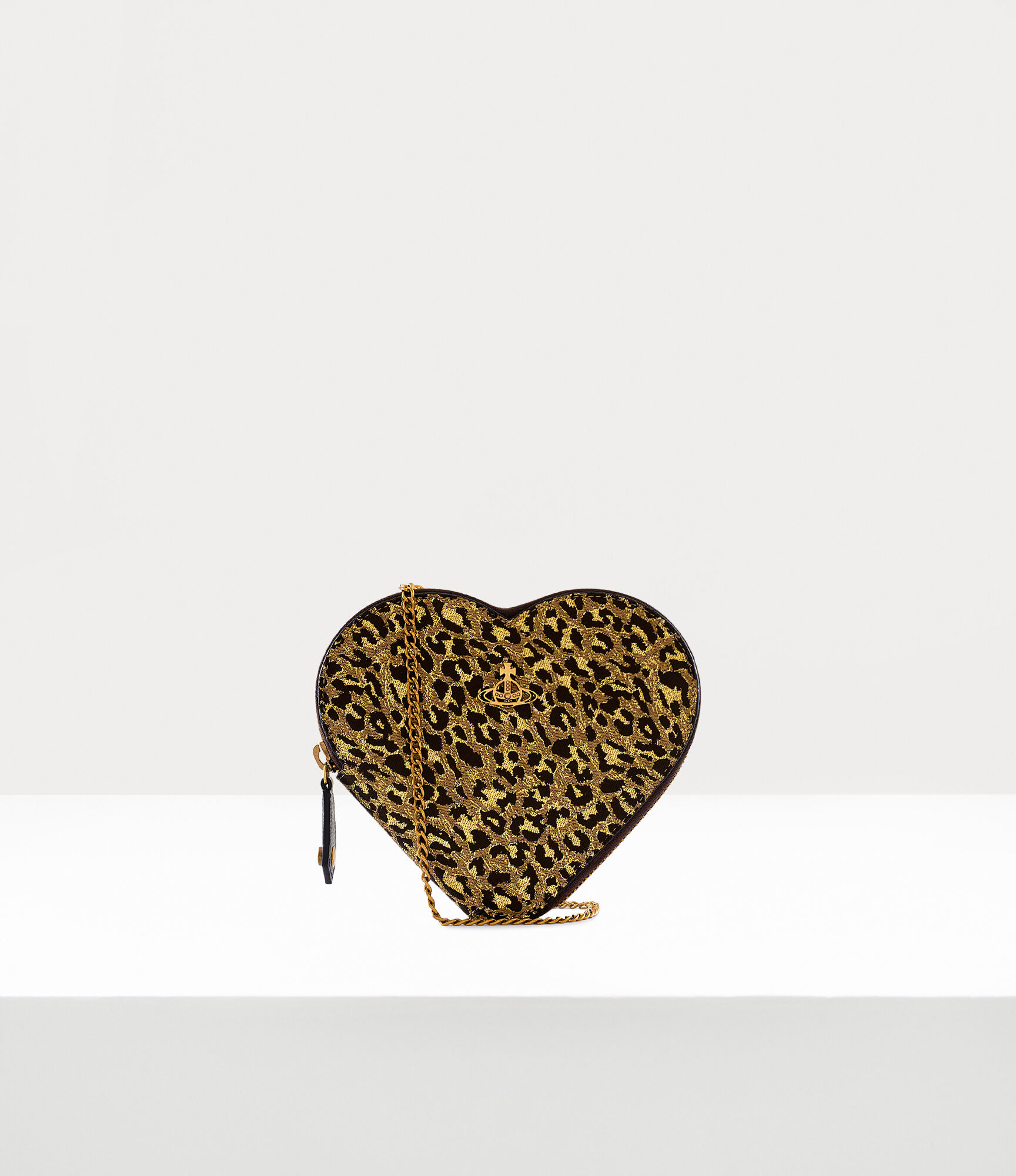 Heart crossbody  large image number 1