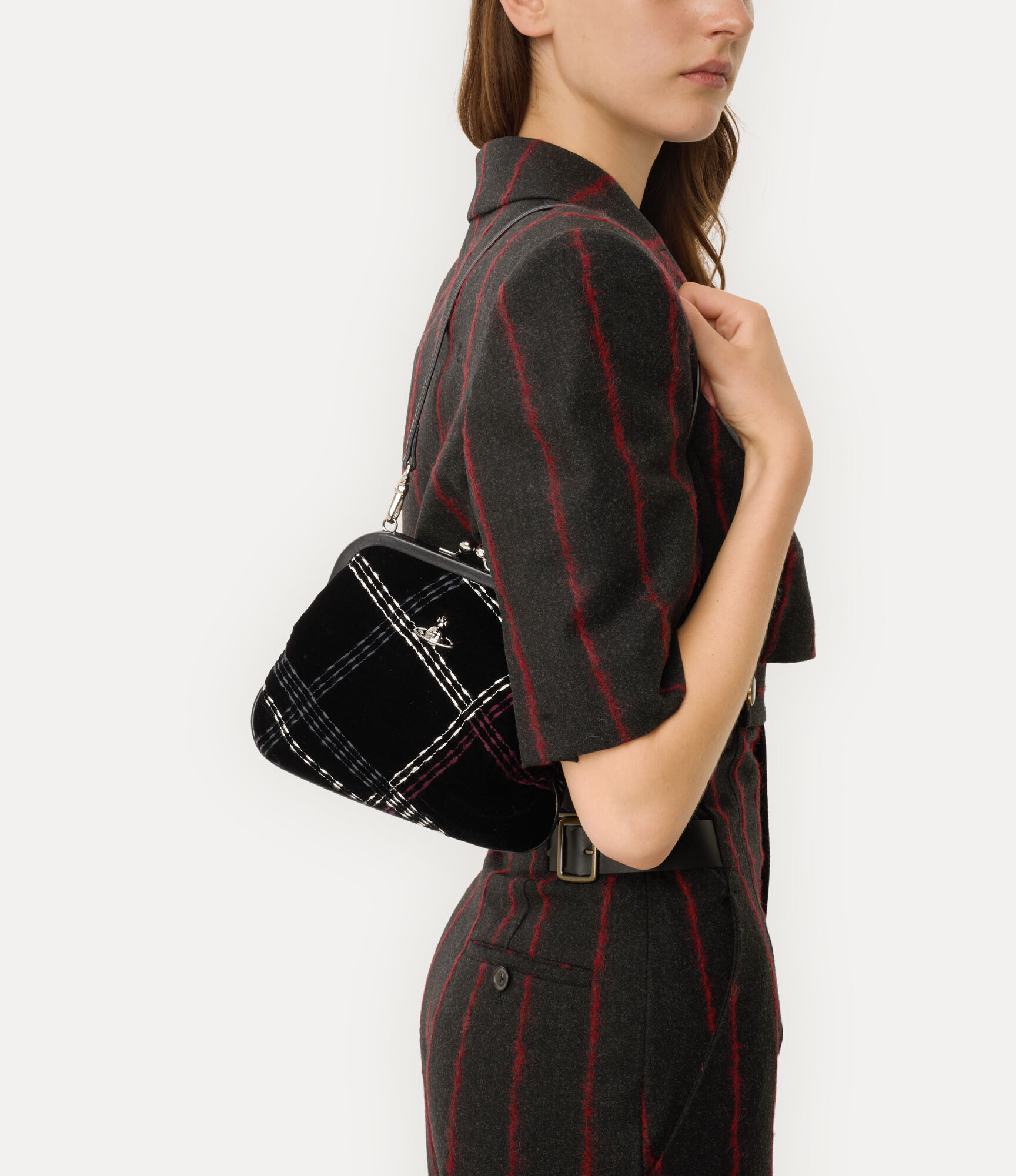 Vivienne Clutch   large image number 3