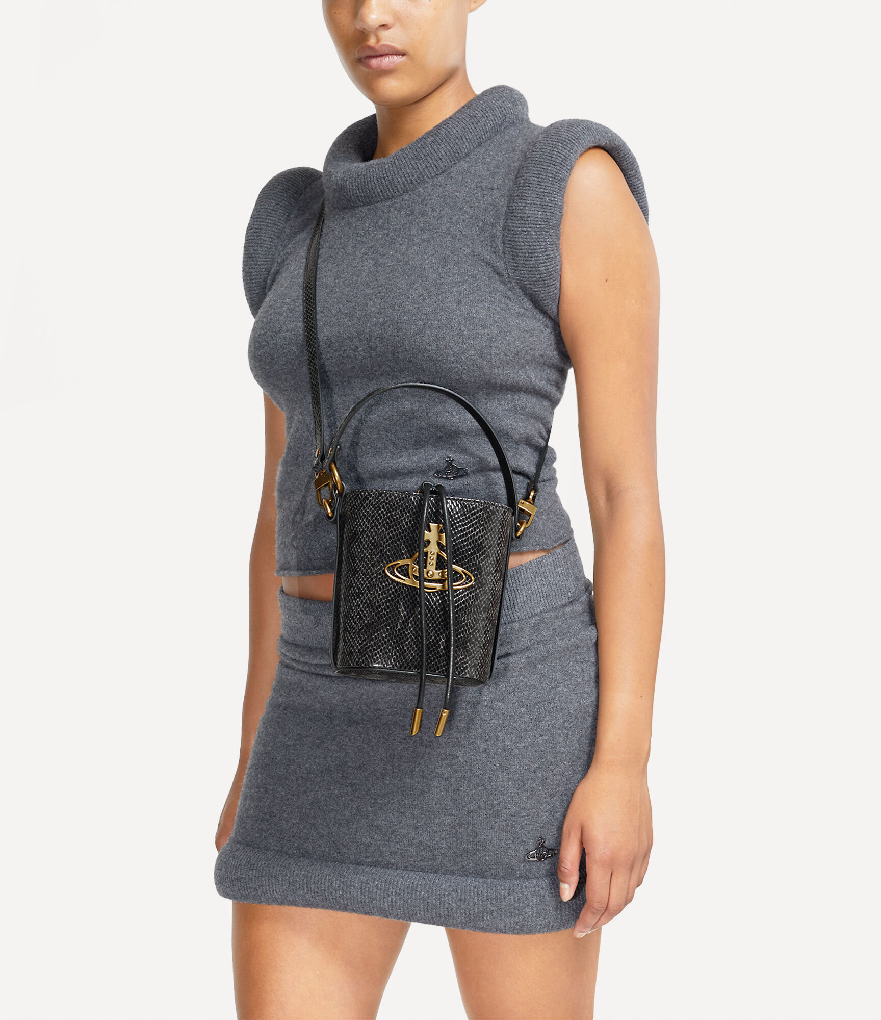 Daisy Drawstring Bucket Bag in BLACK | Vivienne Westwood®