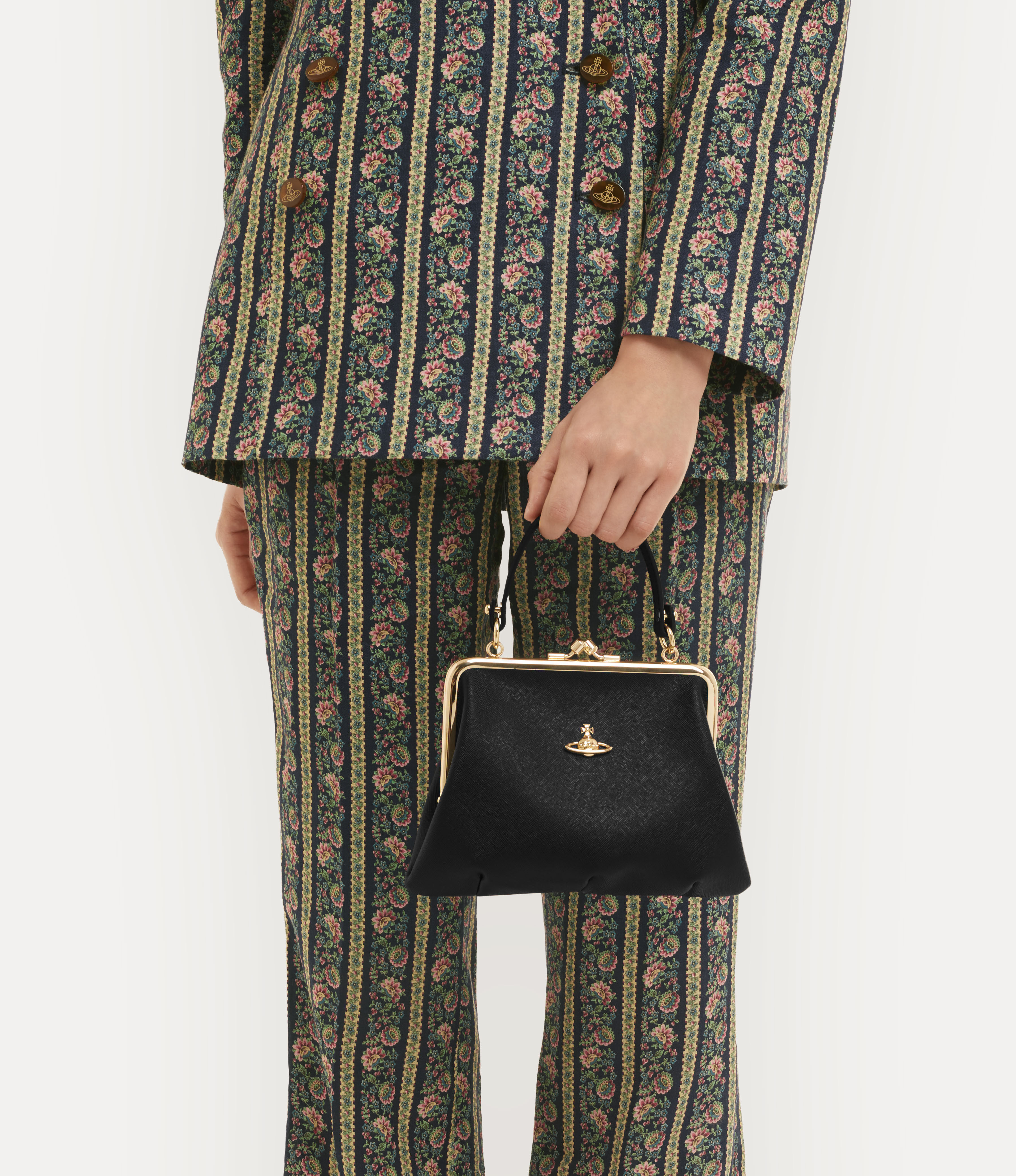 Granny がま口バッグ - ブラック | Vivienne Westwood®