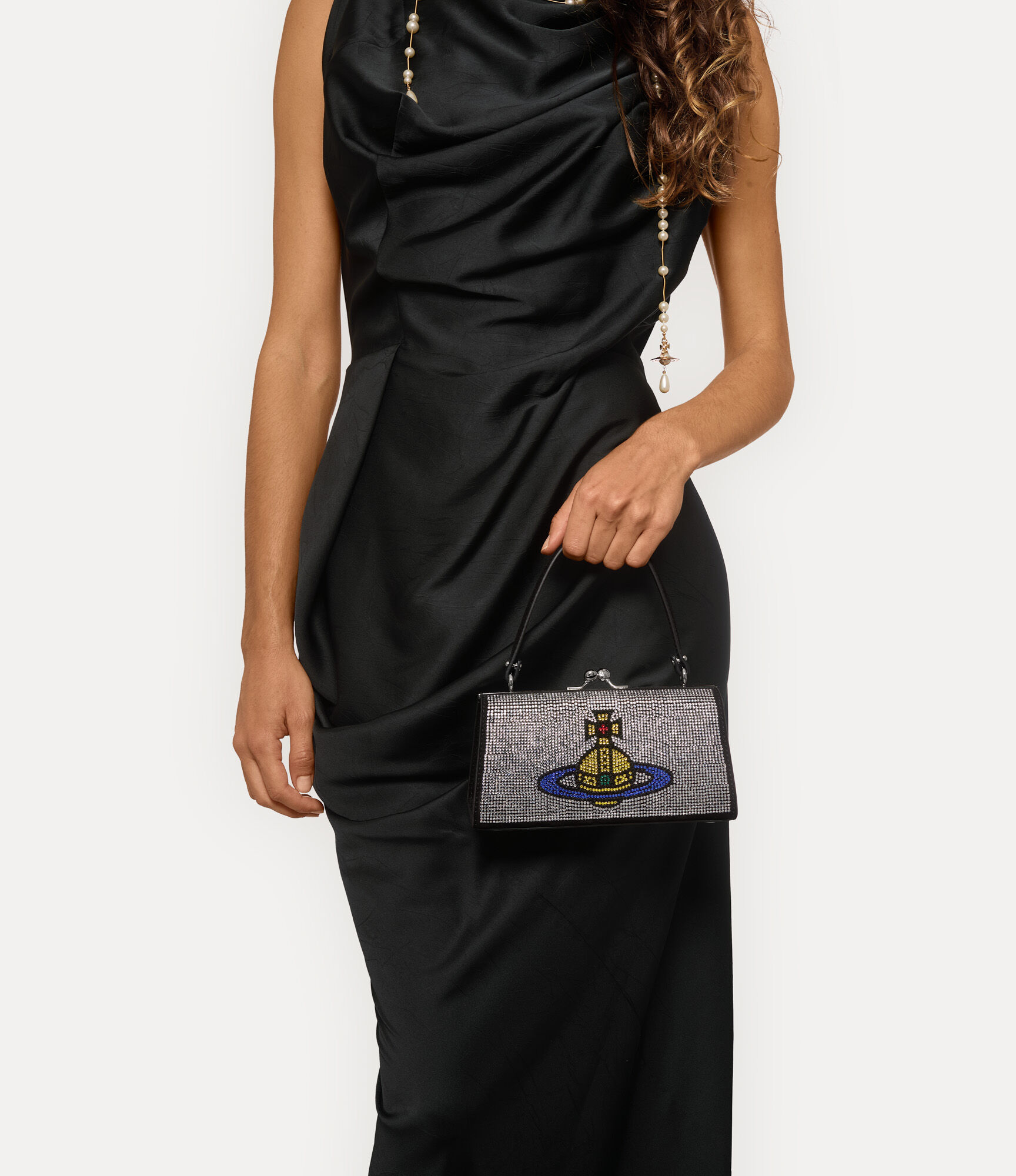 Sites-viviennewestwood-latam-Site