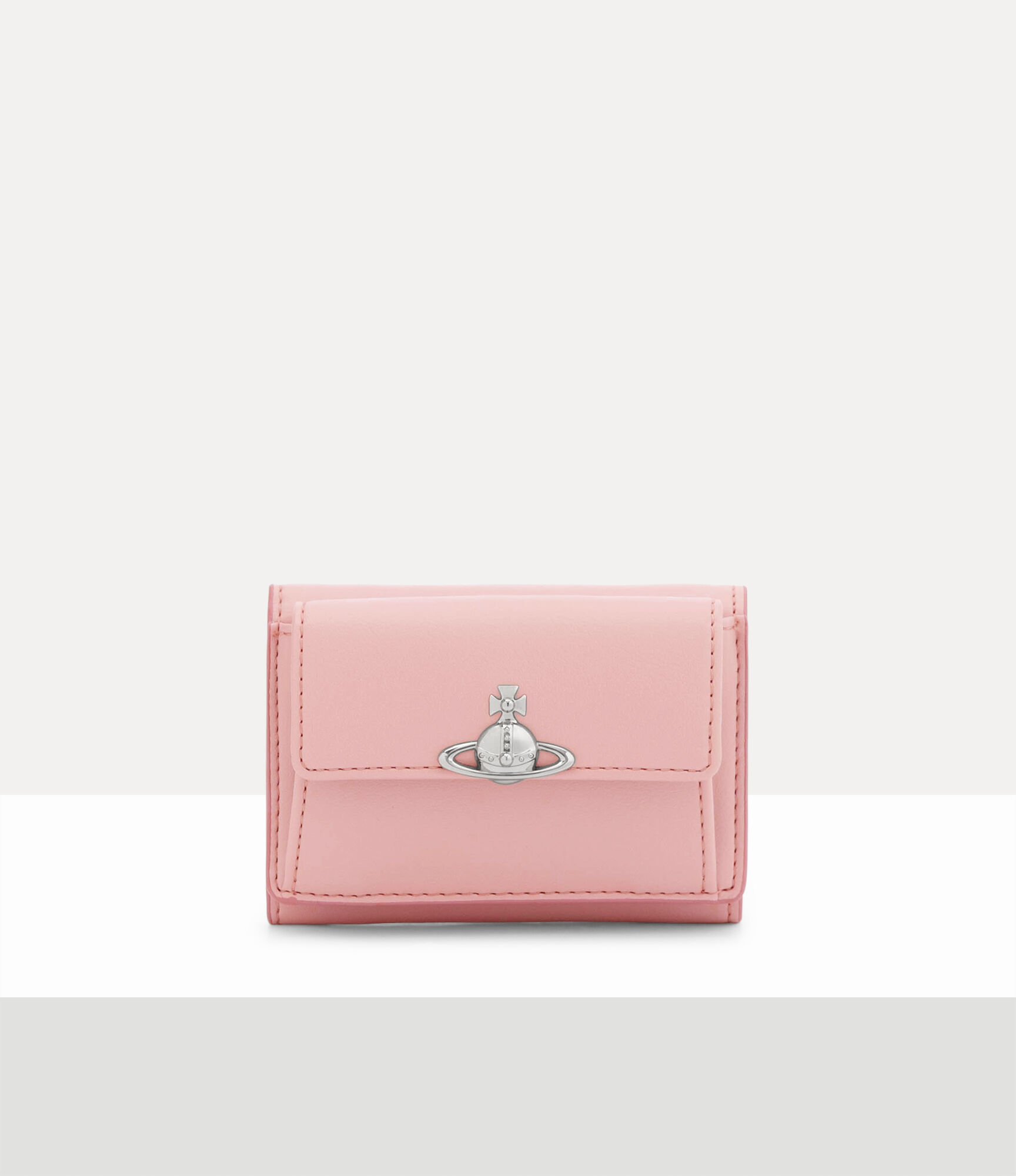 新品VivienneWestwoodピンク 蝶々留め 二つ折り財布 可愛い Flap スモールウォレット - パステルピンク | Vivienne Westwood®
