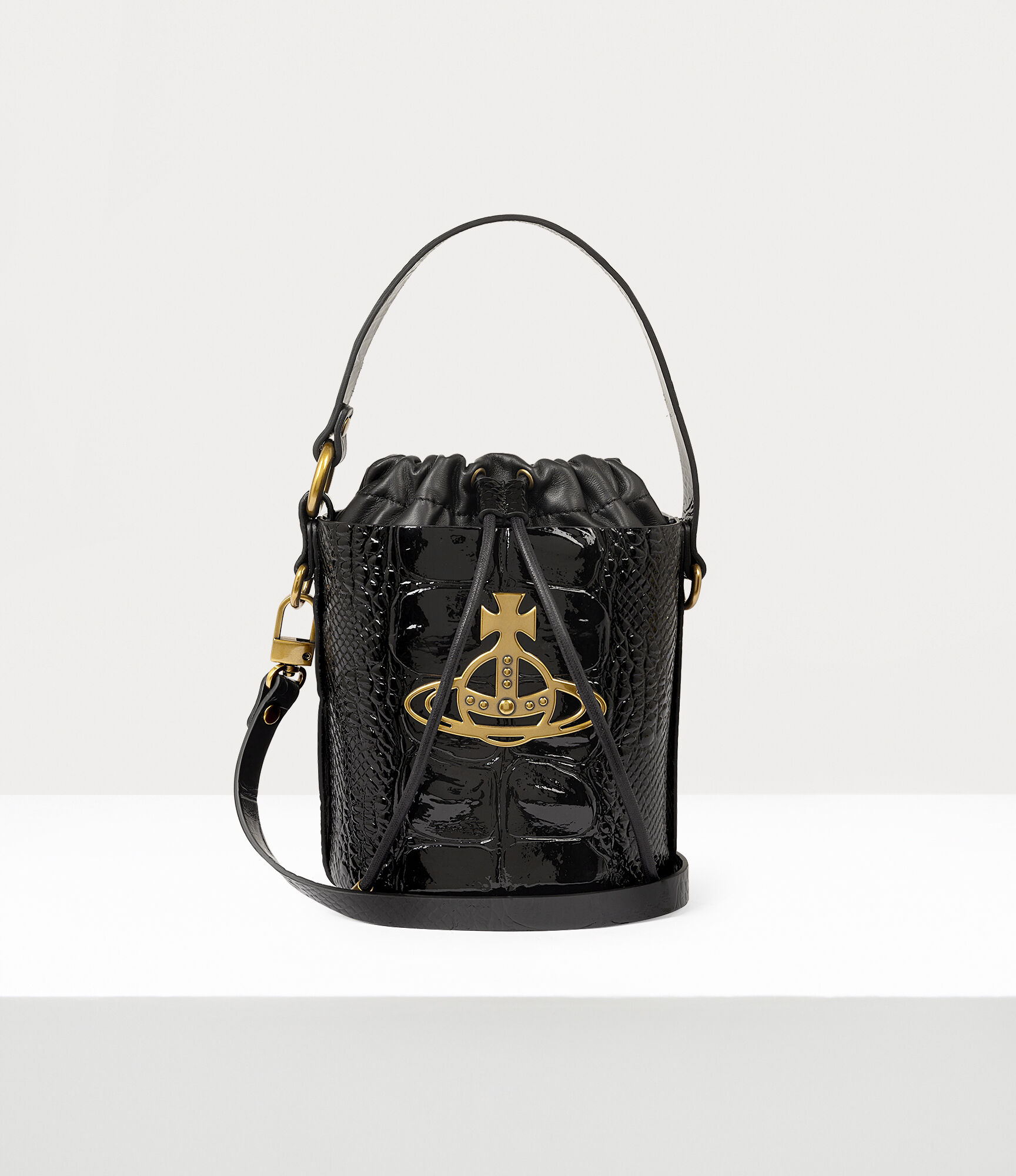 Daisy Drawstring Bucket Bag in BLACK | Vivienne Westwood®