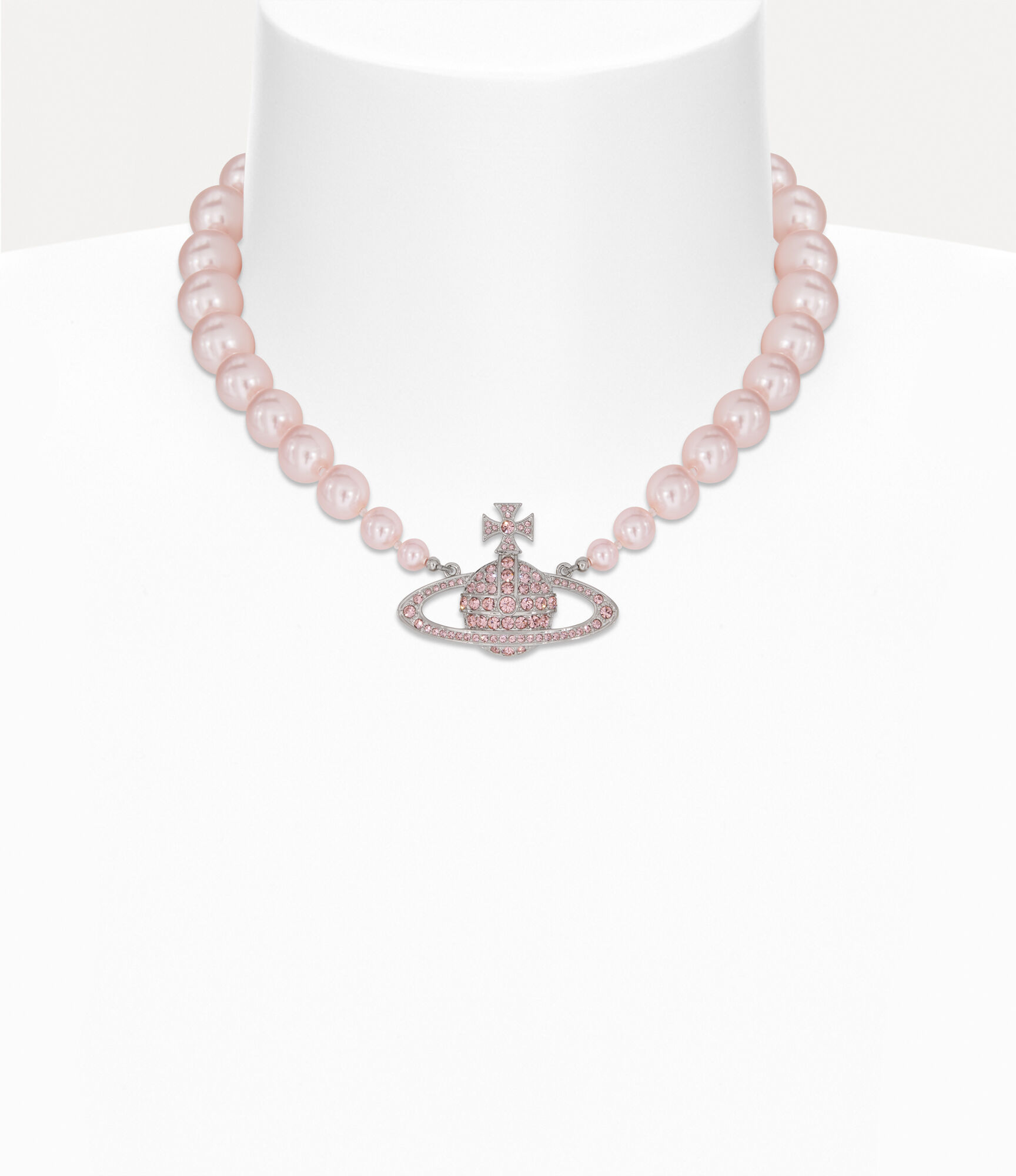 One Row Bas Relief Pearl Choker
