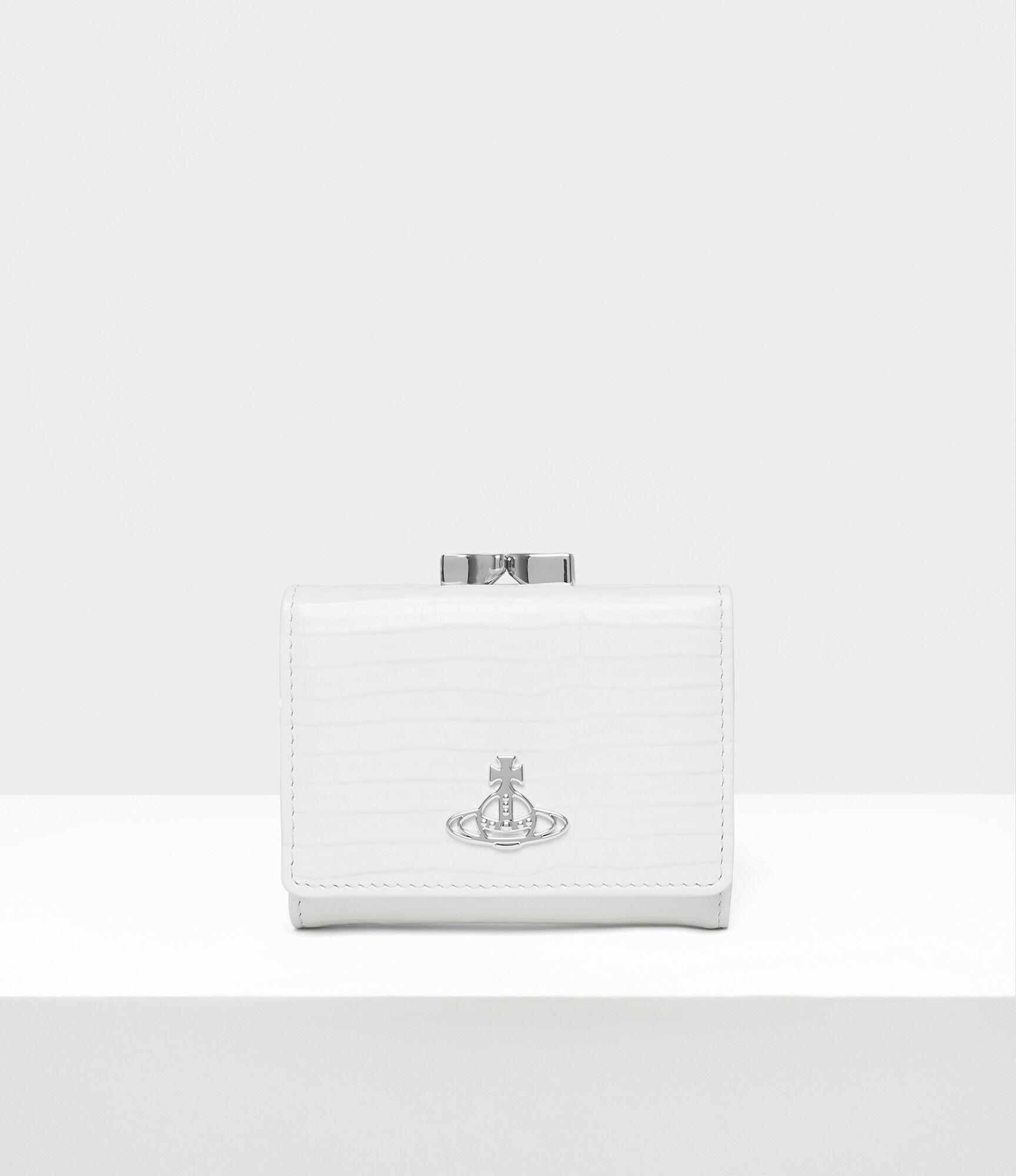 Sites-viviennewestwood-latam-Site