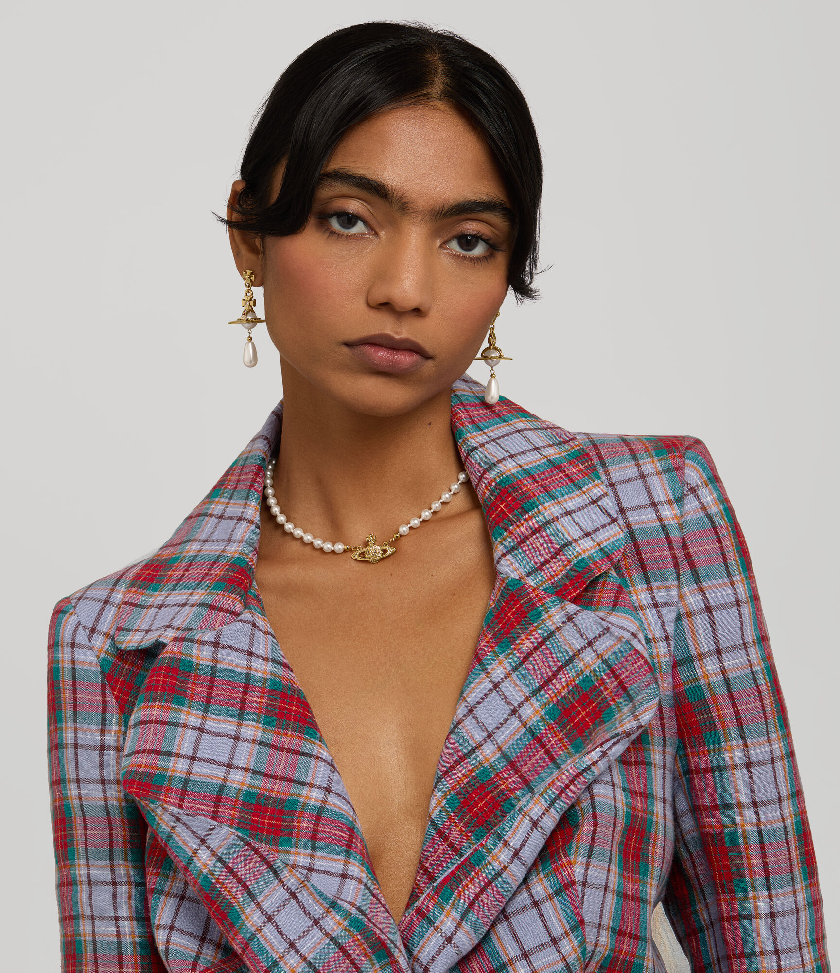 Mini Bas Relief Pearl Choker  large image number 2