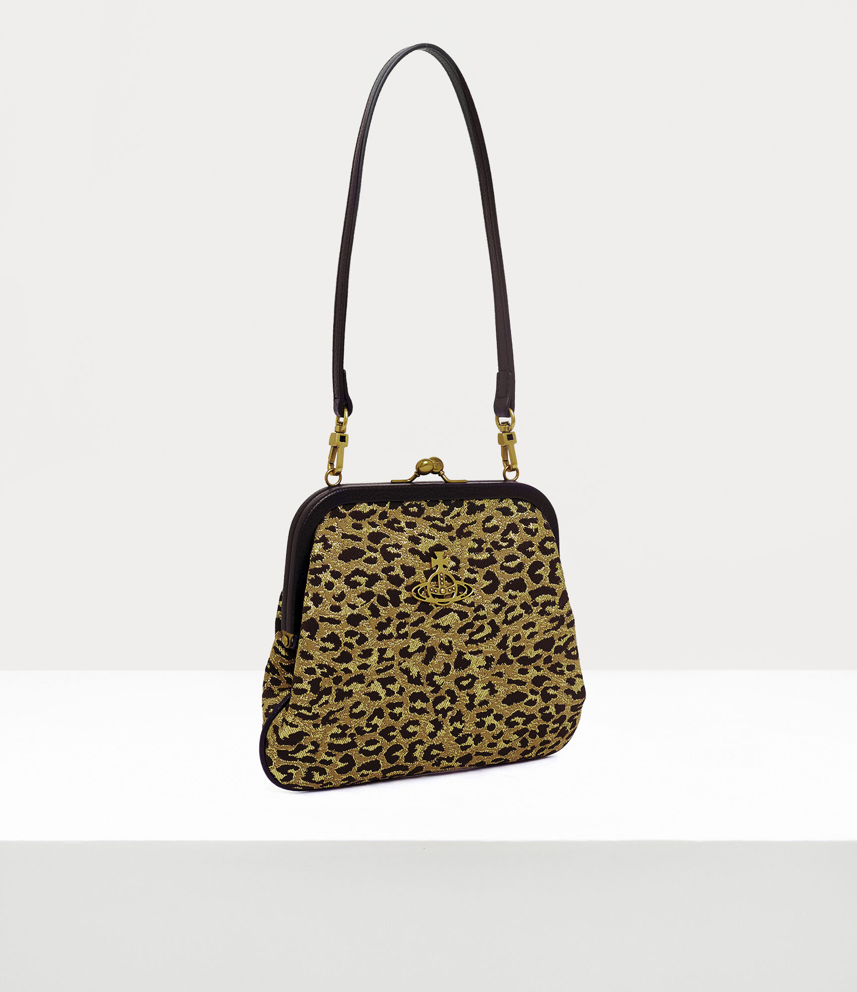 Vivienne's clutch  large image number 3