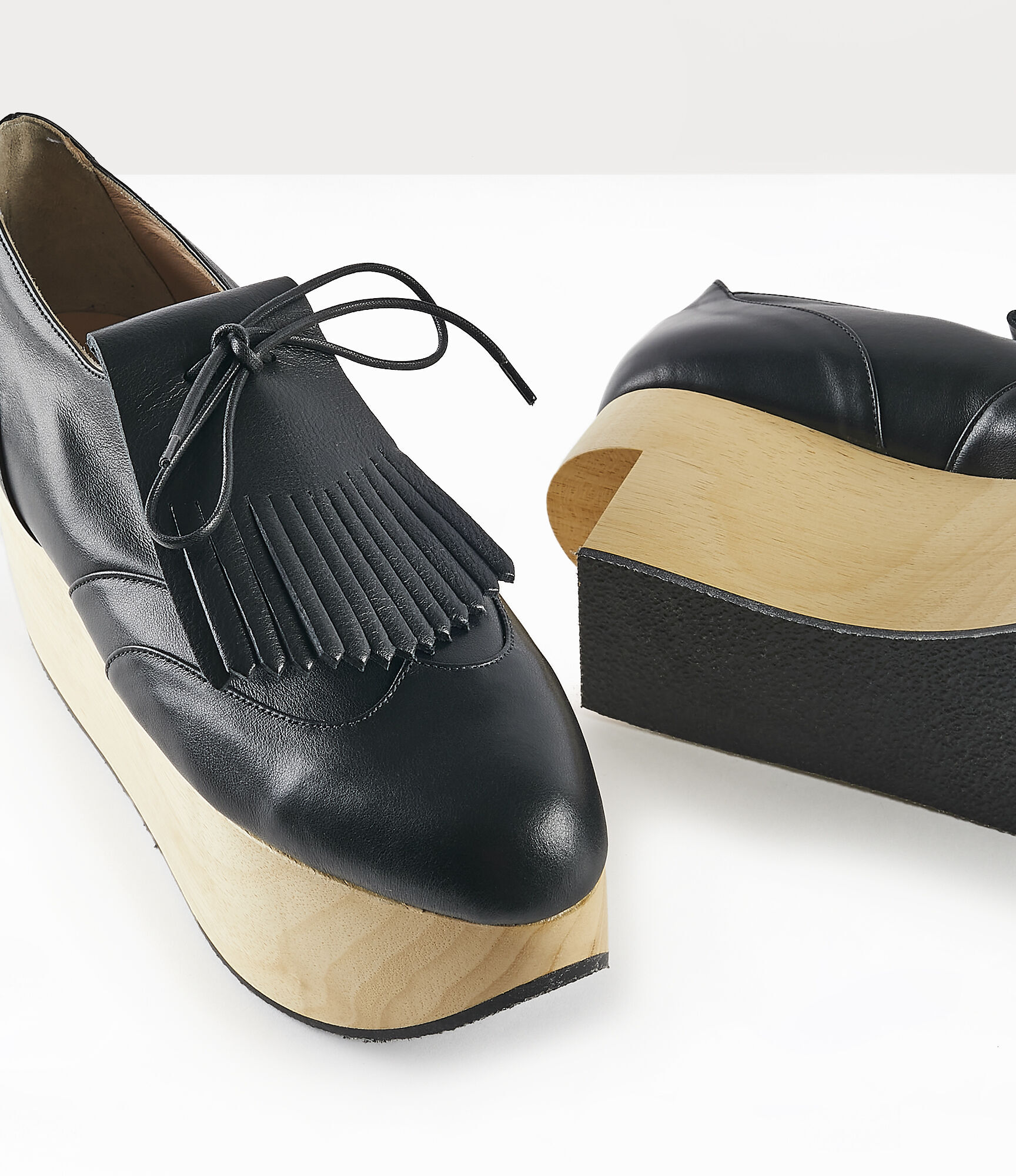 Rocking Horse Golf Shoes in BLACK | Vivienne Westwood®