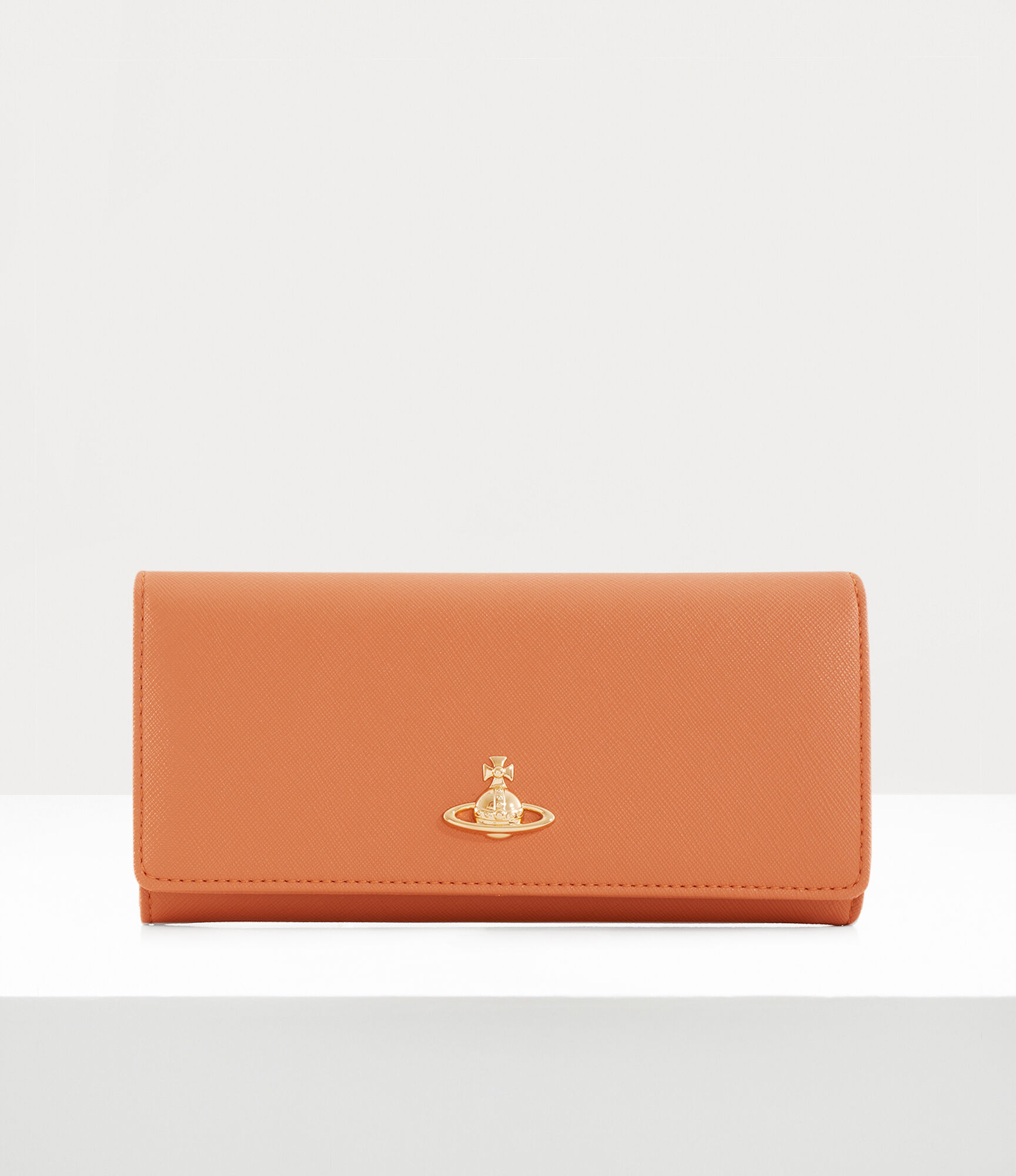 Classic credit c wal  large image number 1