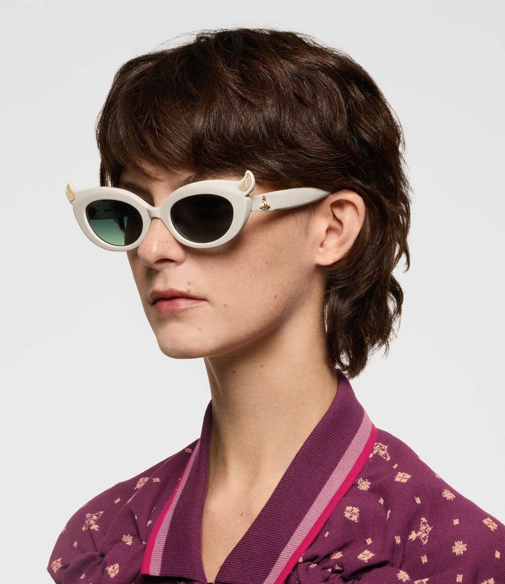 Vivienne Westwood Soo Sunglasses in White, view 6