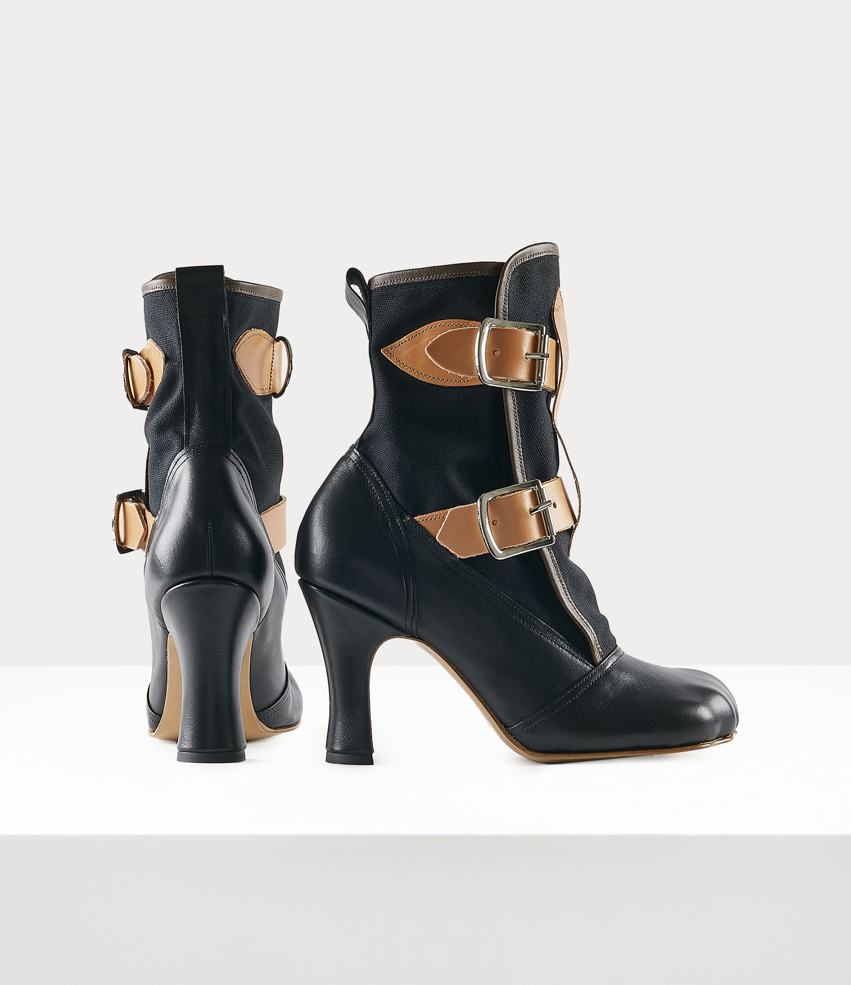 Bondage Boot  large image number 3