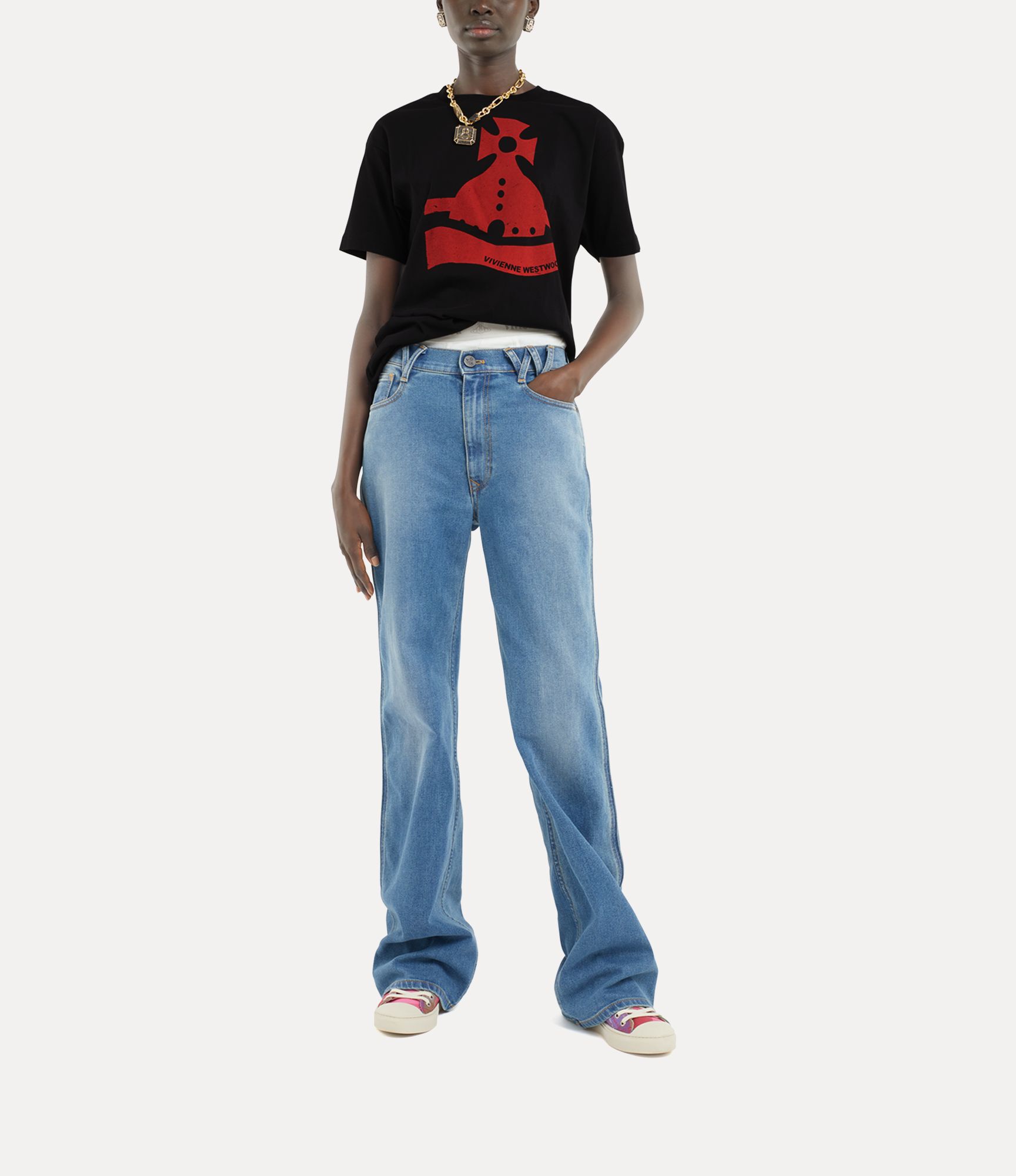 Classic T-Shirt   large image number 3