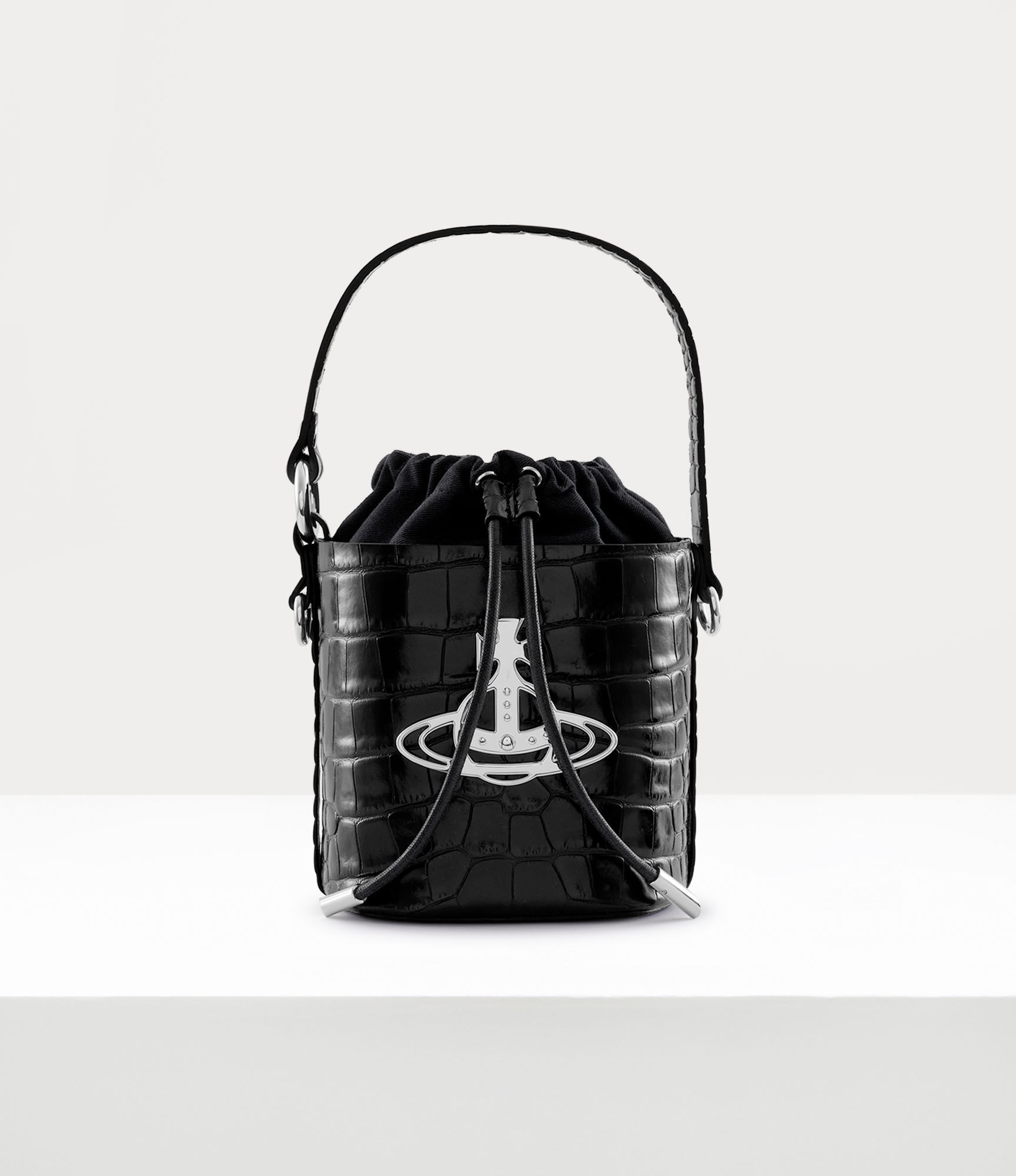 Daisy Drawstring Bucket bag in BLACK | Vivienne Westwood®