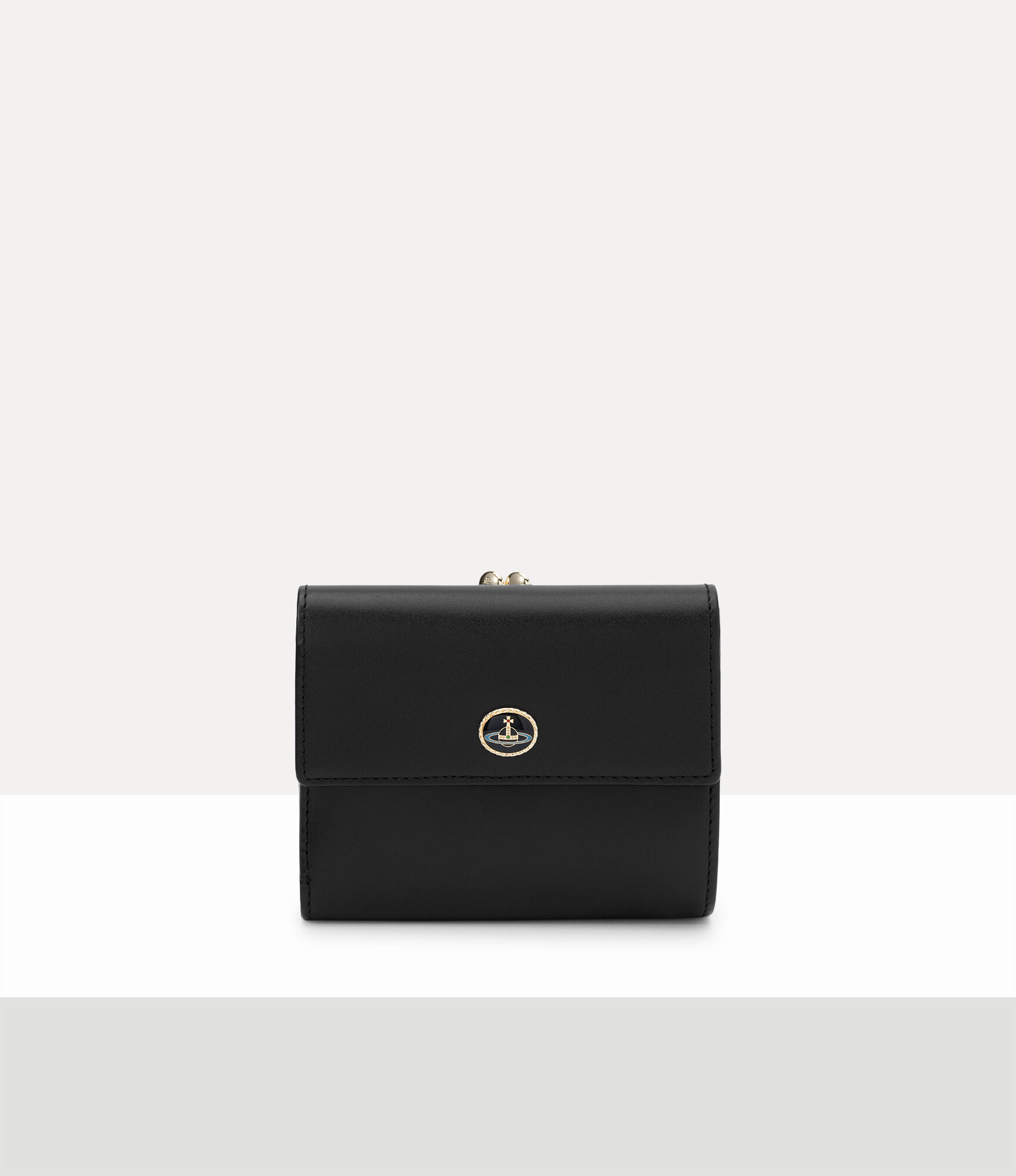 Vintage Orb Clasp 三つ折りウォレット - ブラック | Vivienne Westwood®