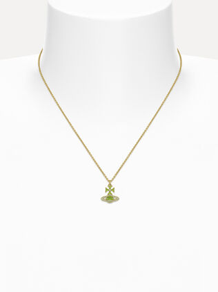 Mila Pendant Necklace