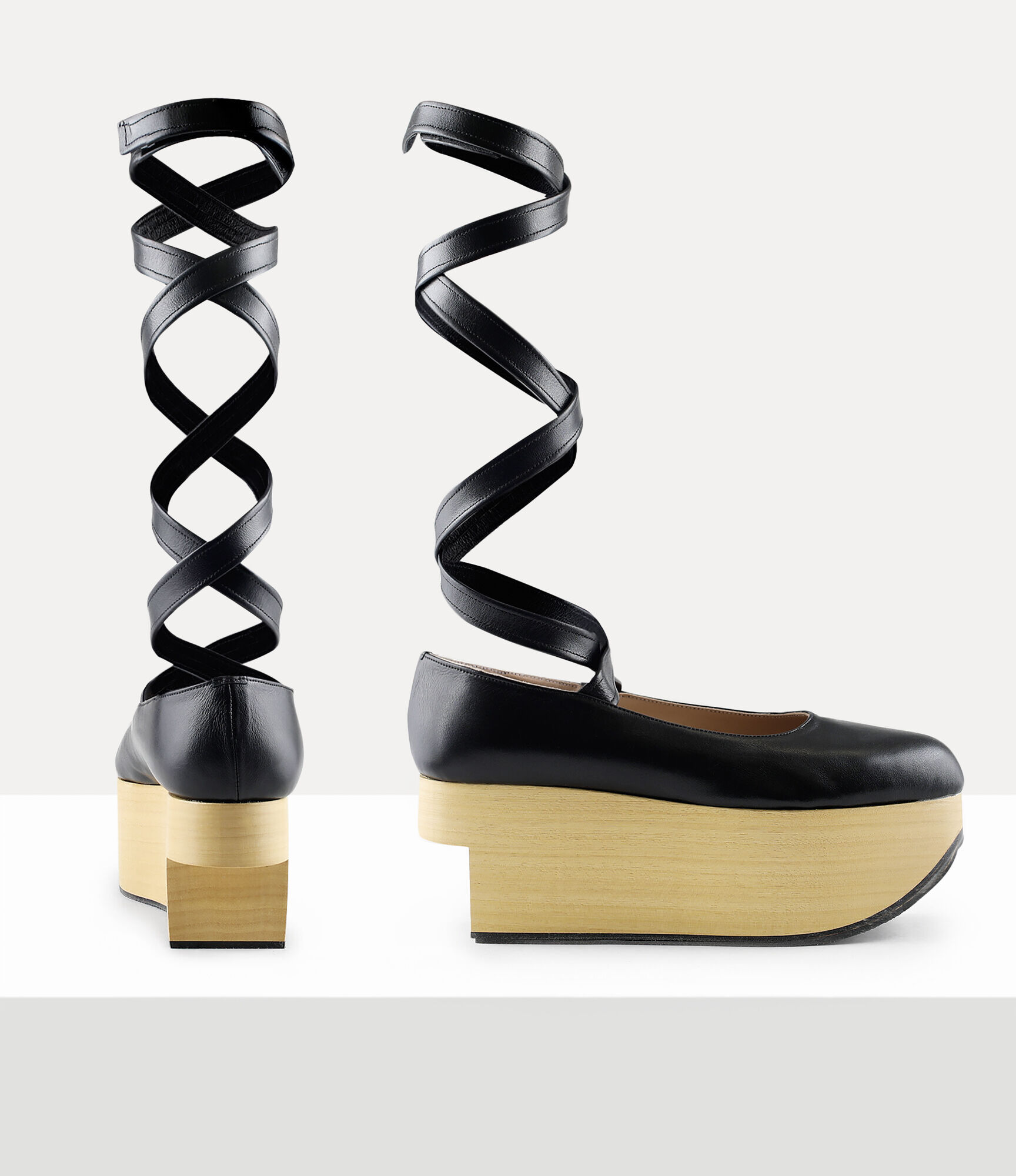 ヴィヴィアンウエストウッド ROCKING HORSE BALLERINA ROCKING HORSE BALLERINA シューズ(ブラック)（レディース