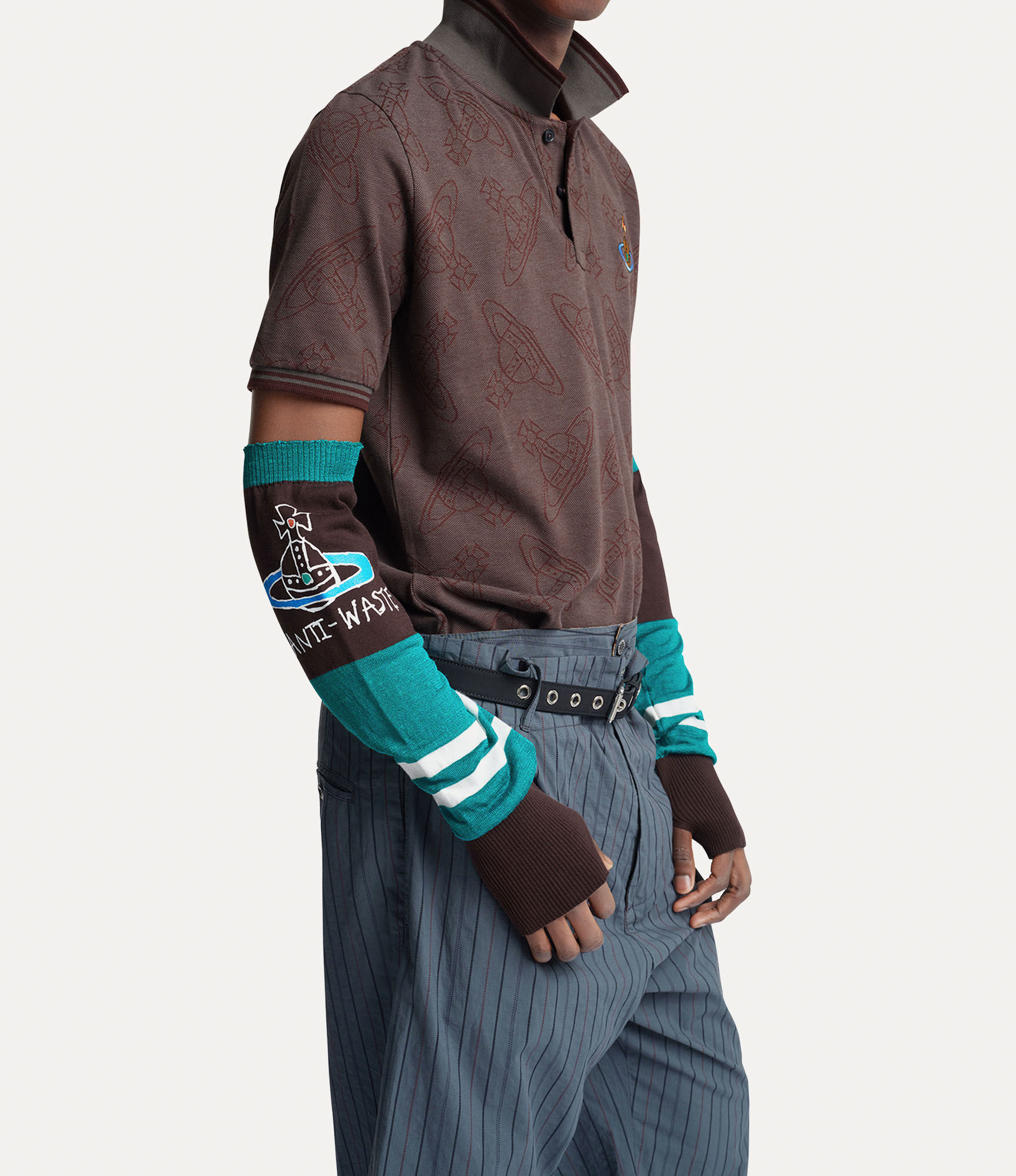 Frogging Arm Warmers in CACAOTEAL Vivienne Westwood®