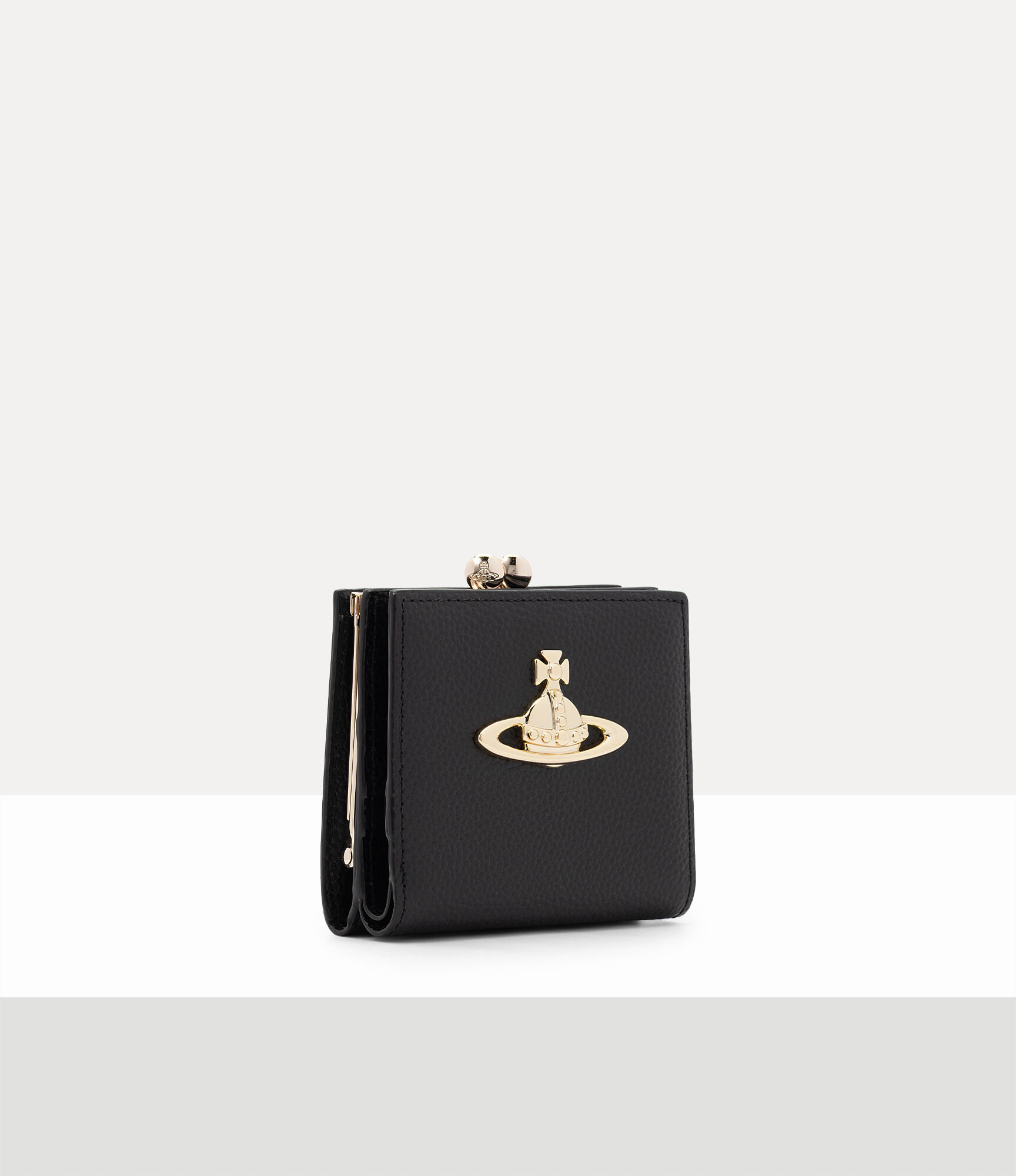 Executive Clasp 二つ折りウォレット - ブラック | Vivienne Westwood® Executive Clasp 二つ折りウォレット - ブラック | Vivienne Westwood®
