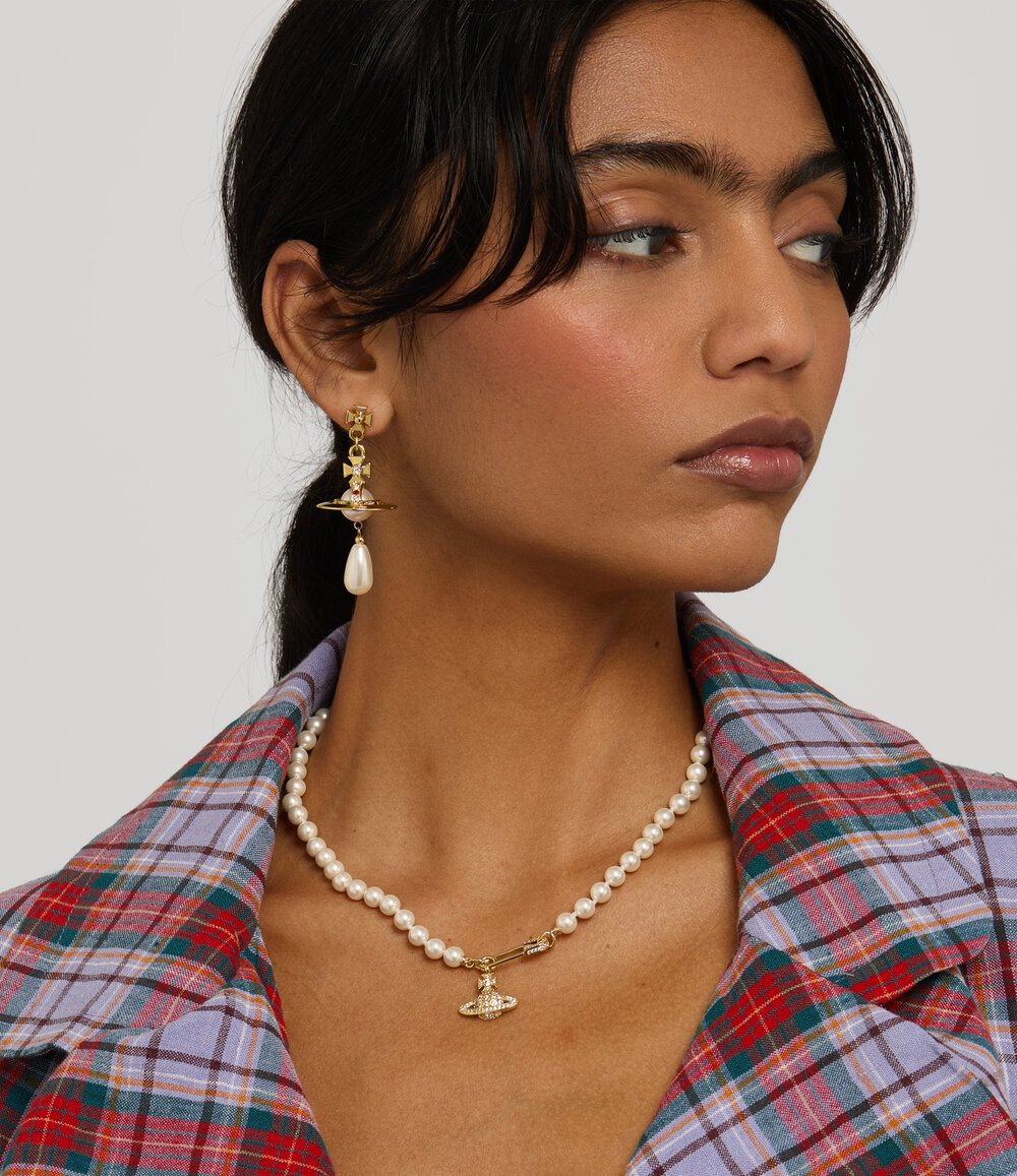 Vivienne Westwood Lucrece Pearl Necklace in Gold, view 4
