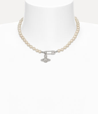 Lucrece Pearl Necklace