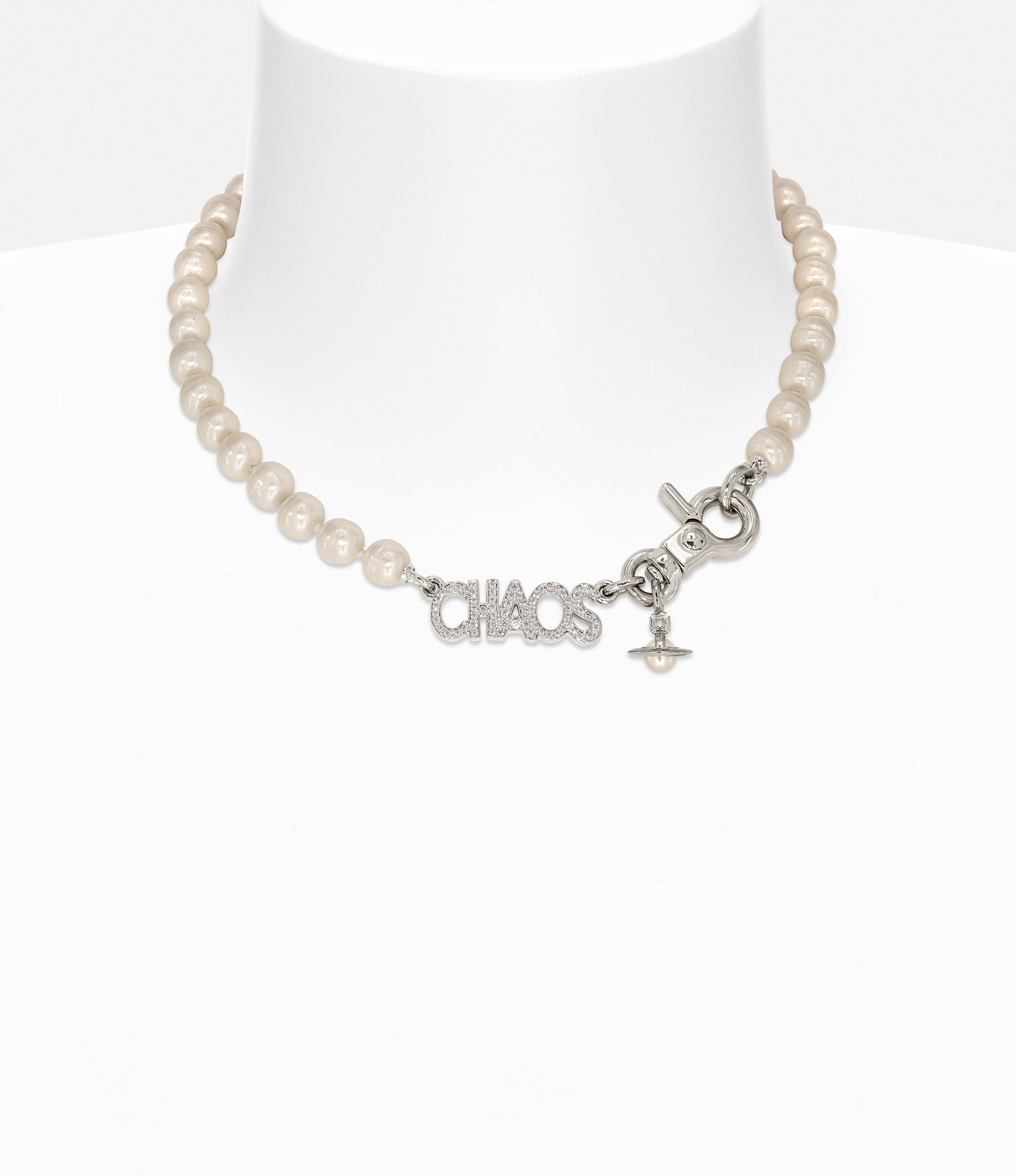Chaos Pearl necklace