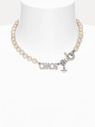 Chaos Pearl necklace