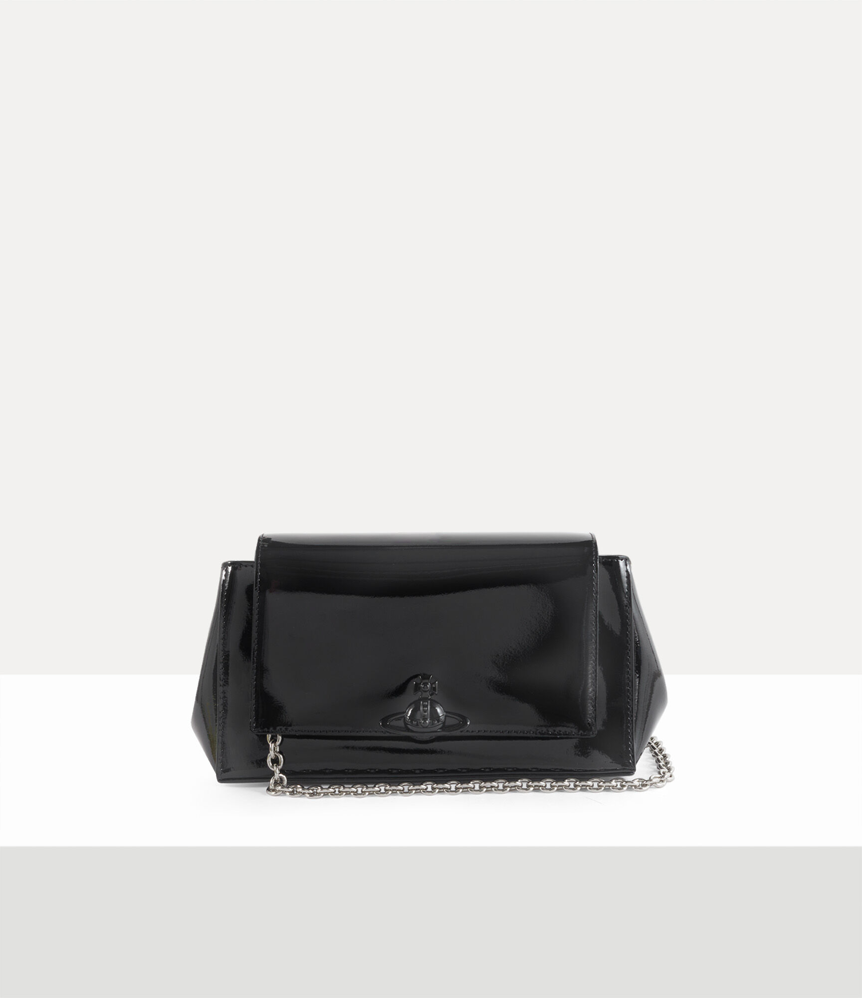Vivienne Westwood HAZELレザー ショルダーバッグ ブラック Vivienne Westwood HAZELレザー ショルダーバッグ ブラック