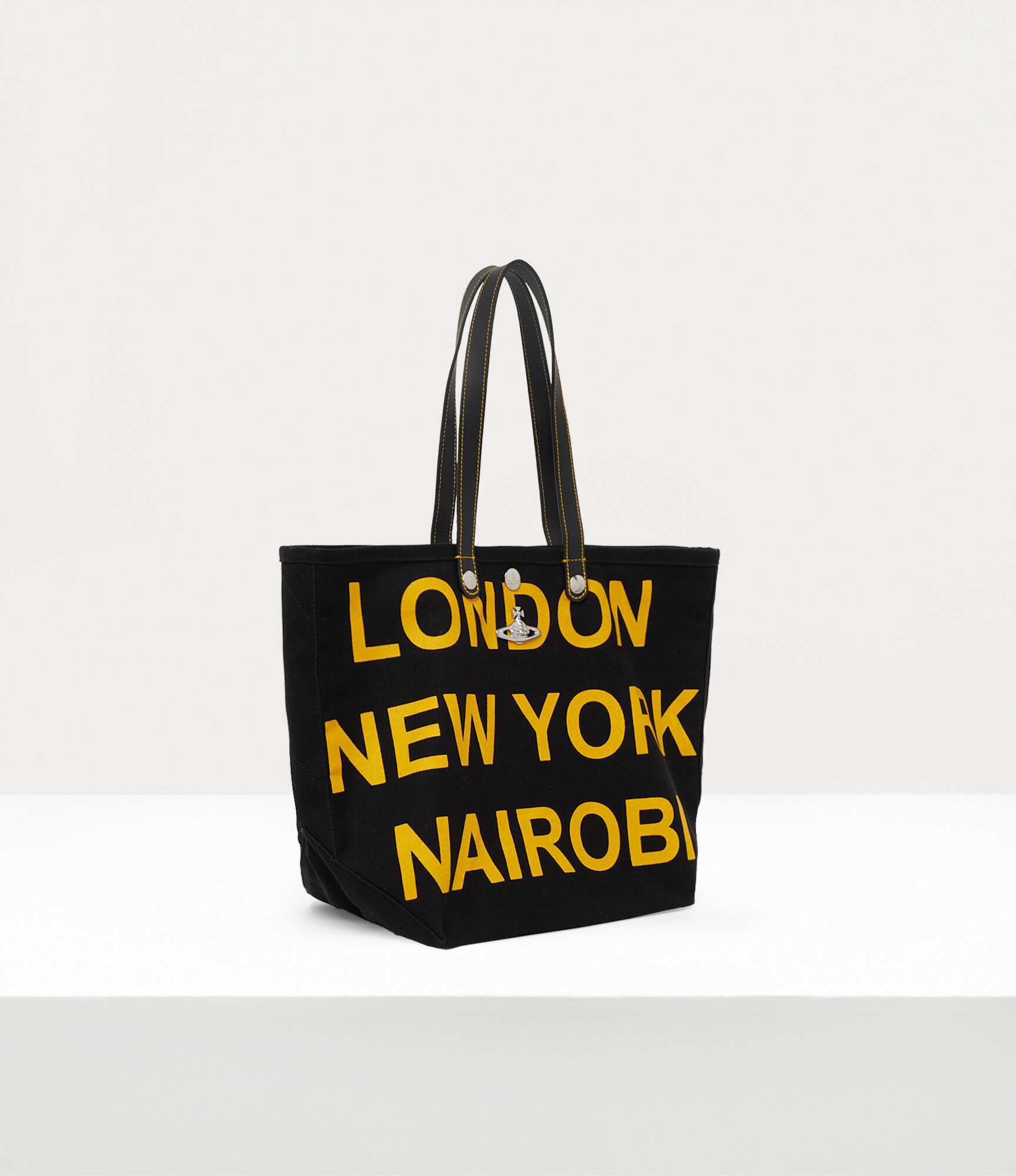 Vivienne Westwood ブラックノースリーブ S $_57.PNG?set_id=880000500F