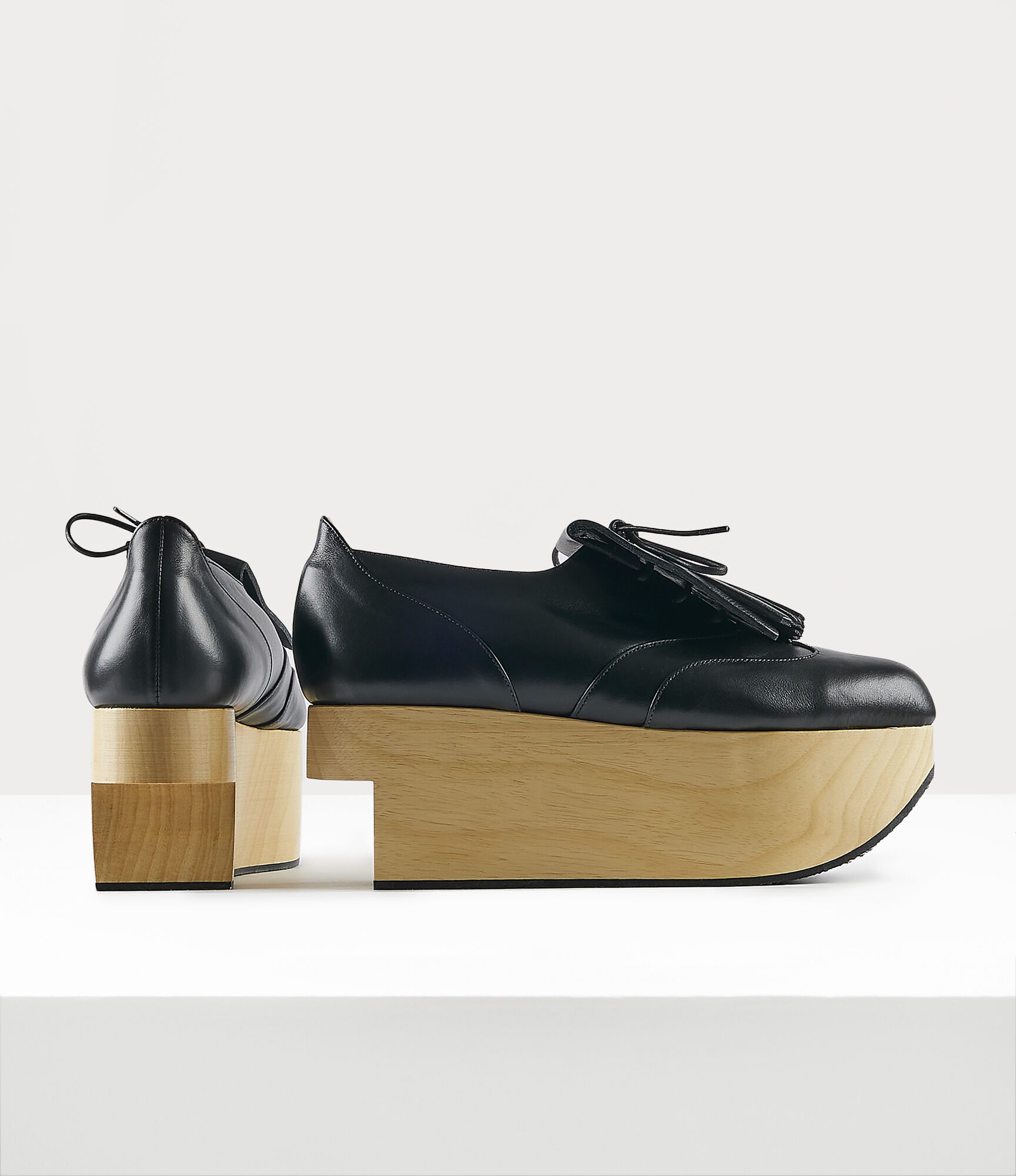 Rocking Horse Golf Shoes in BLACK | Vivienne Westwood®