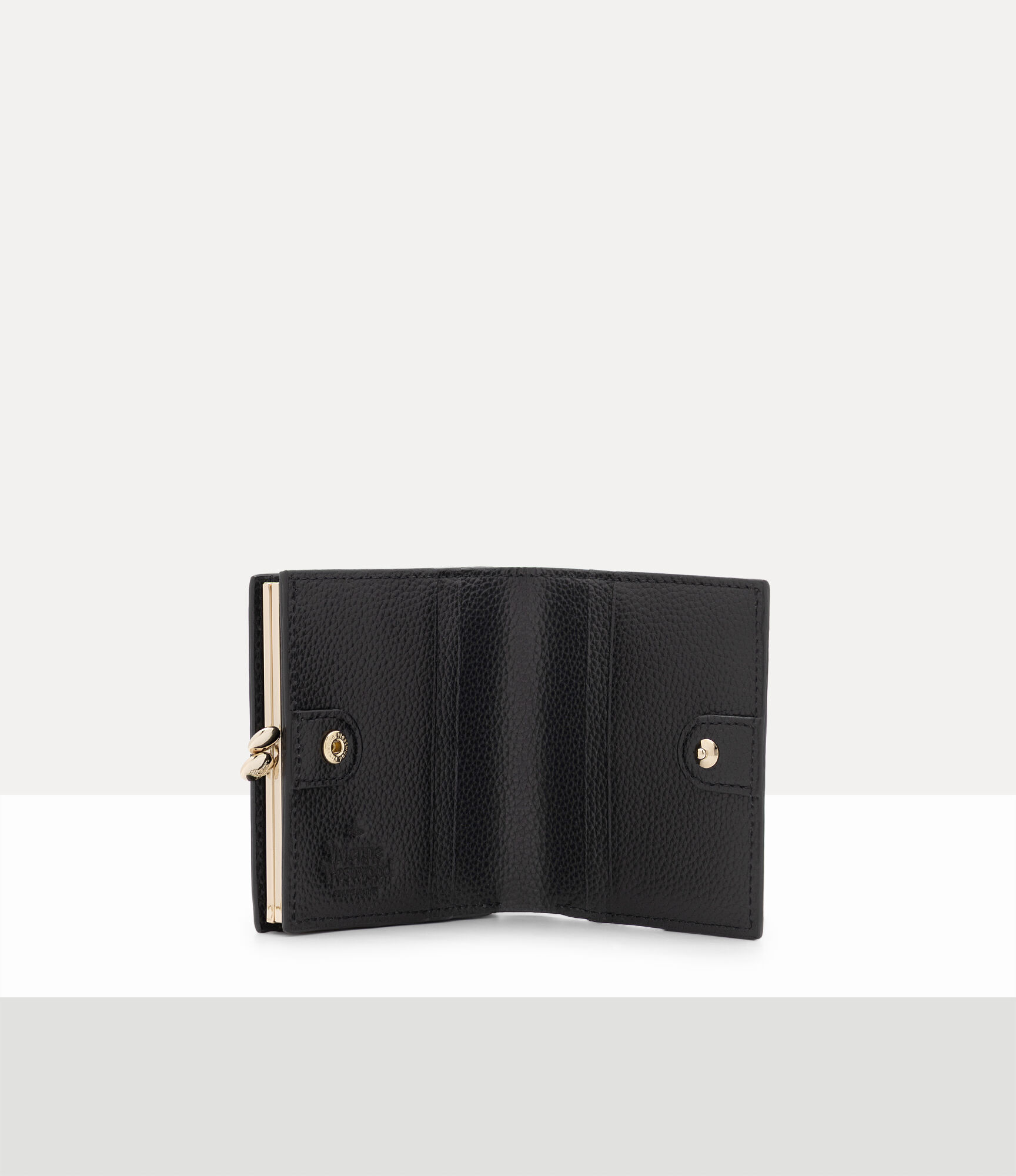Executive Clasp 二つ折りウォレット - ブラック | Vivienne Westwood® Executive Clasp 二つ折りウォレット - ブラック | Vivienne Westwood®