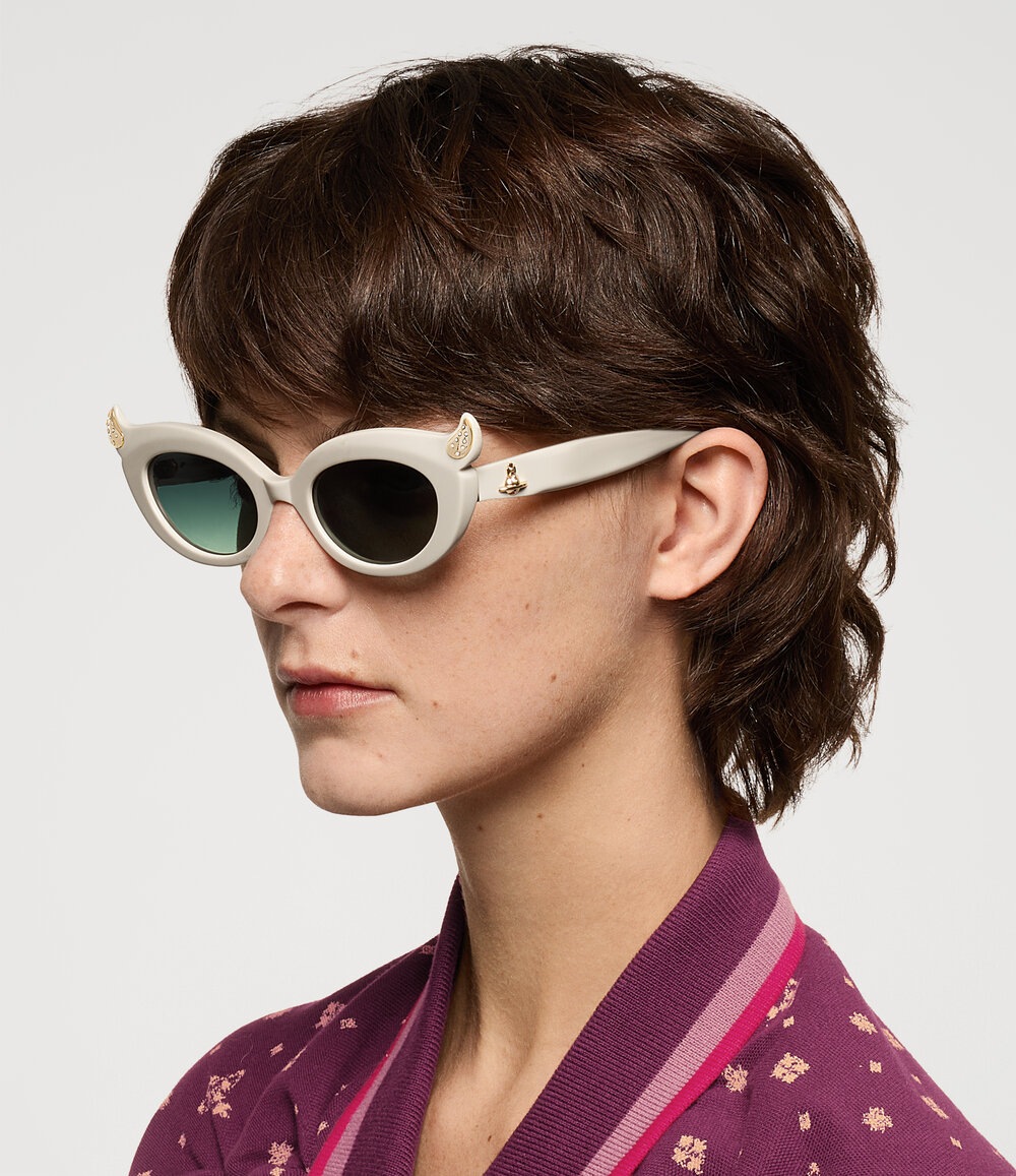 Vivienne Westwood Soo Sunglasses in White, view 5