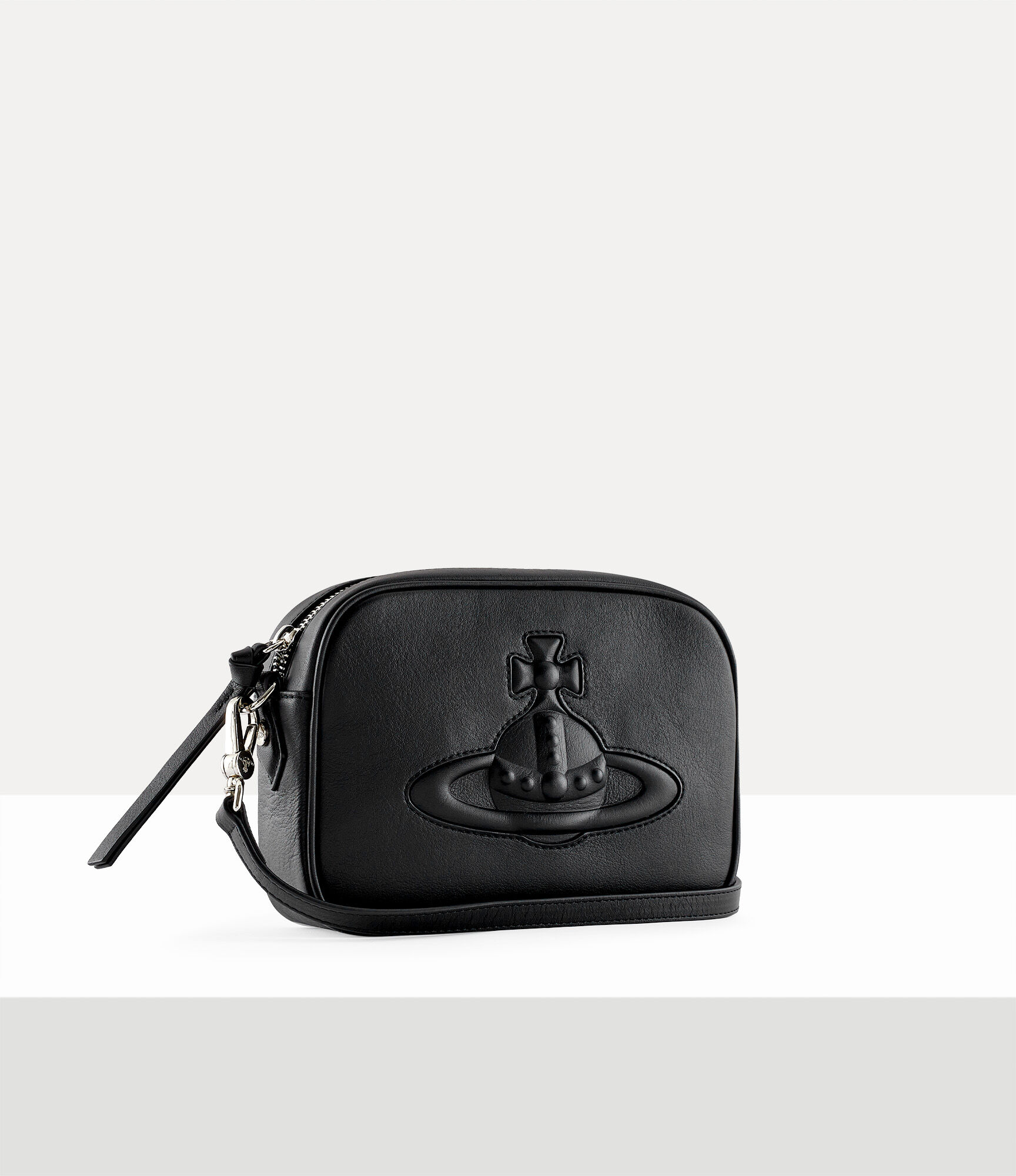 Anna Camera Bag in BLACK | Vivienne Westwood®