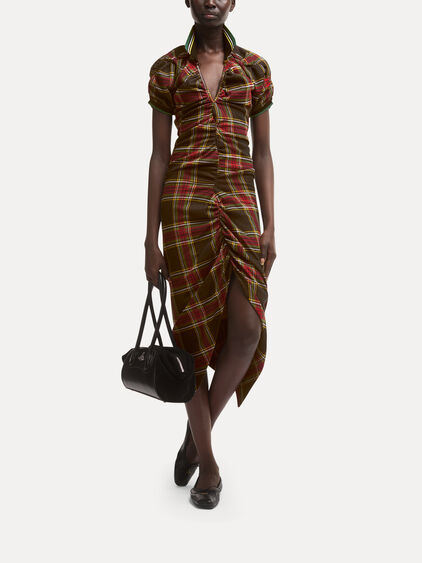 Pulling Dress