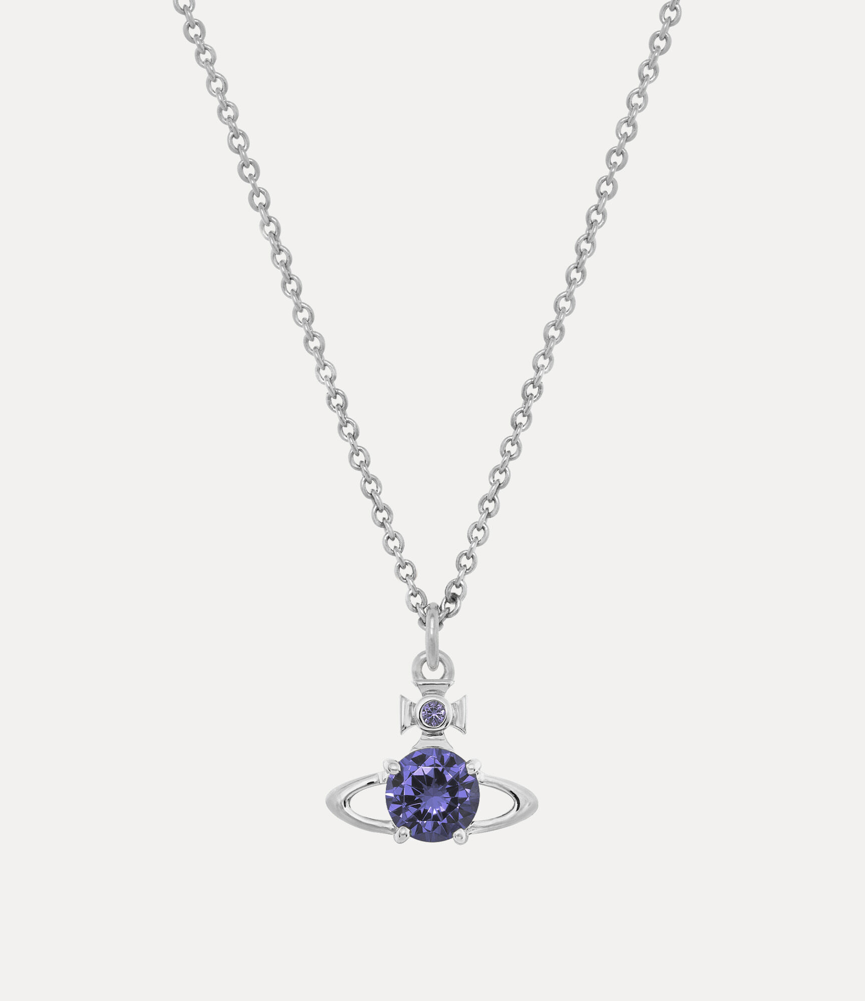 Reina Pendant Necklace