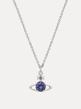 Reina Pendant Necklace